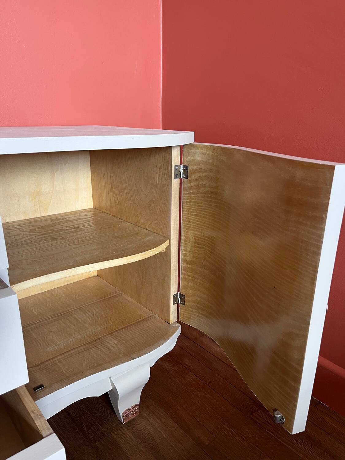 Antique chest of drawers / dressing table refurbished