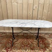 Table de bistrot en fer et marbre 160 cm