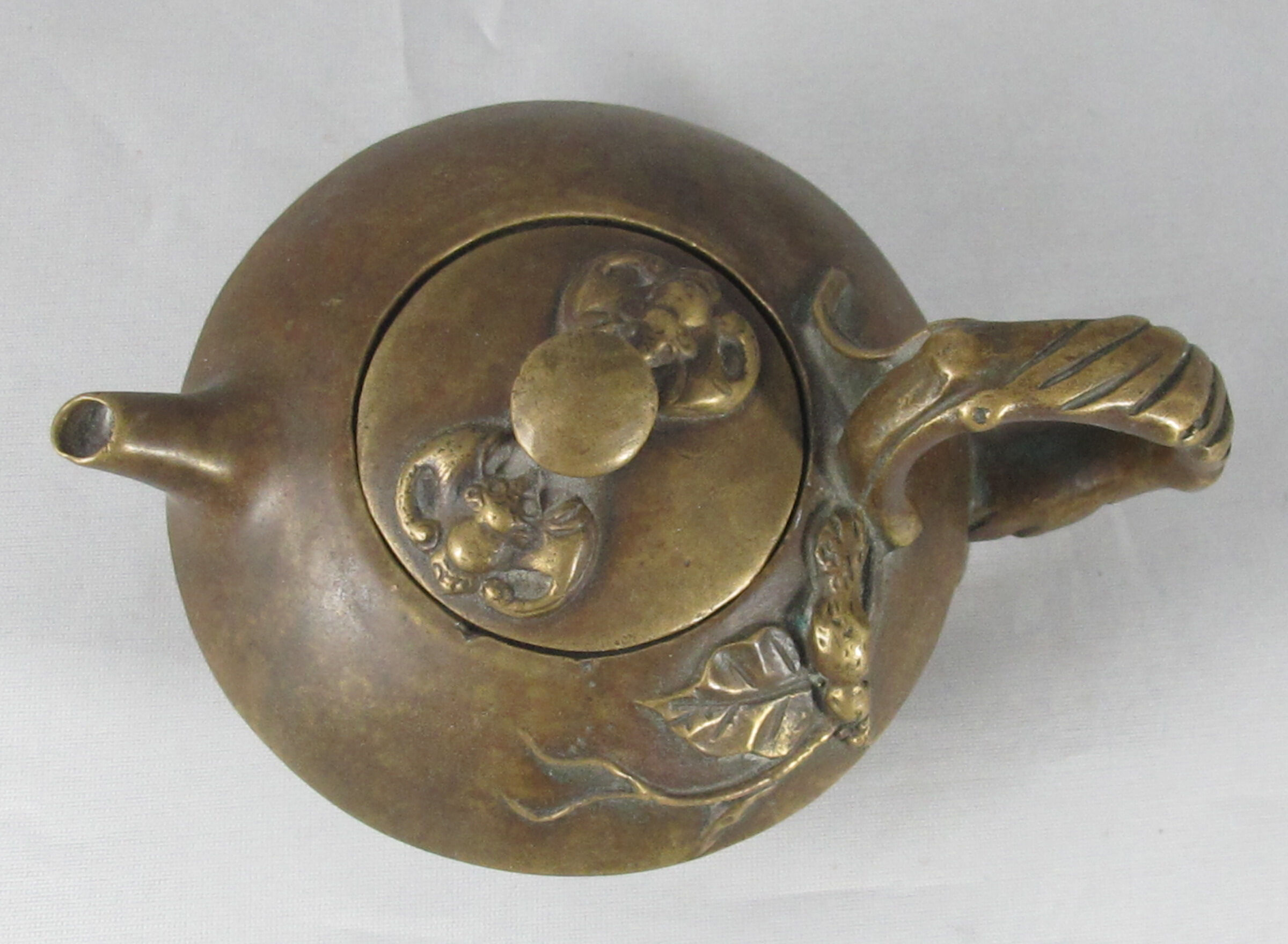 Old chinese bronze teapot