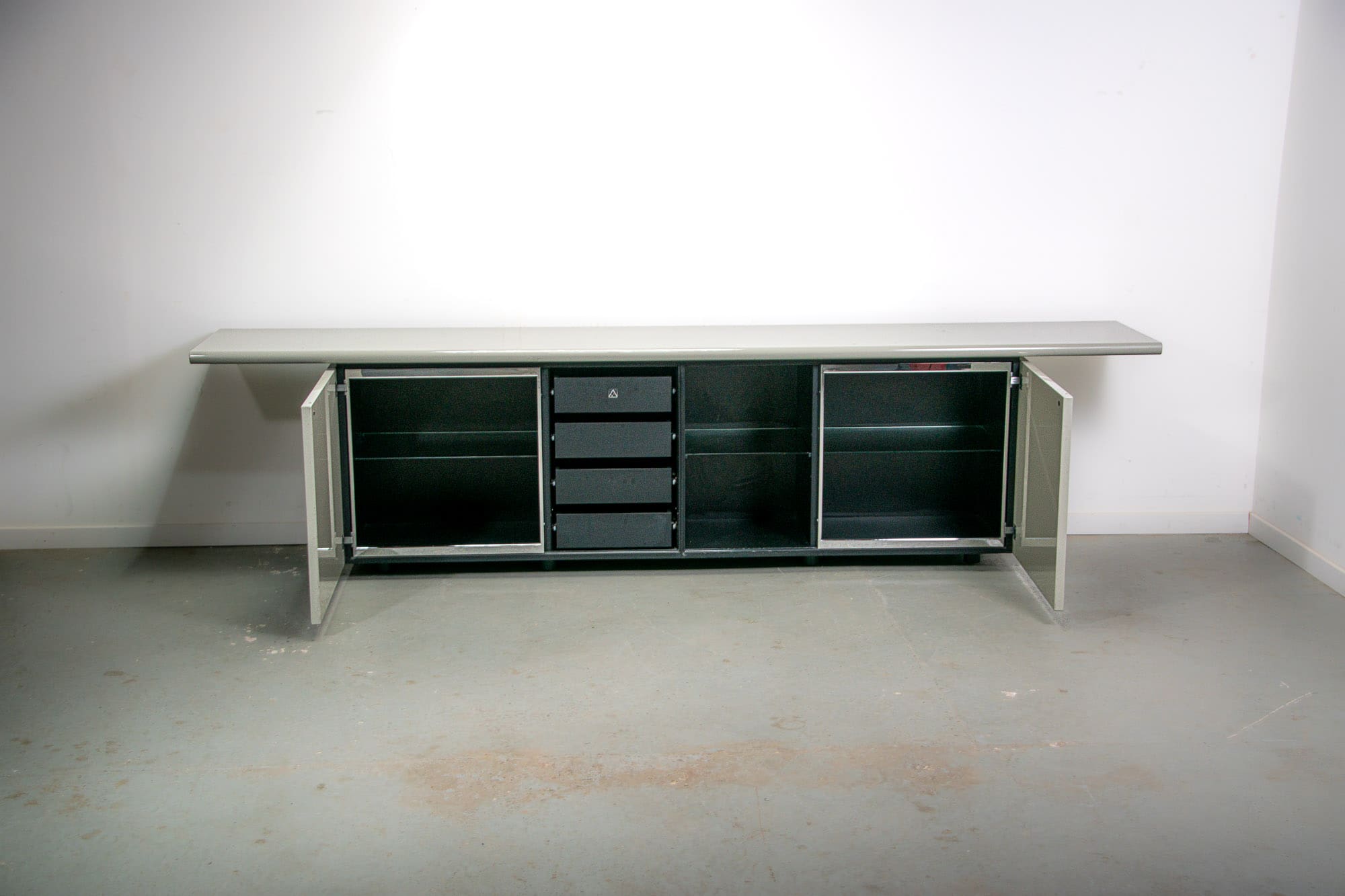 Buffet Sheraton par Giotto Stoppino pour Acerbis