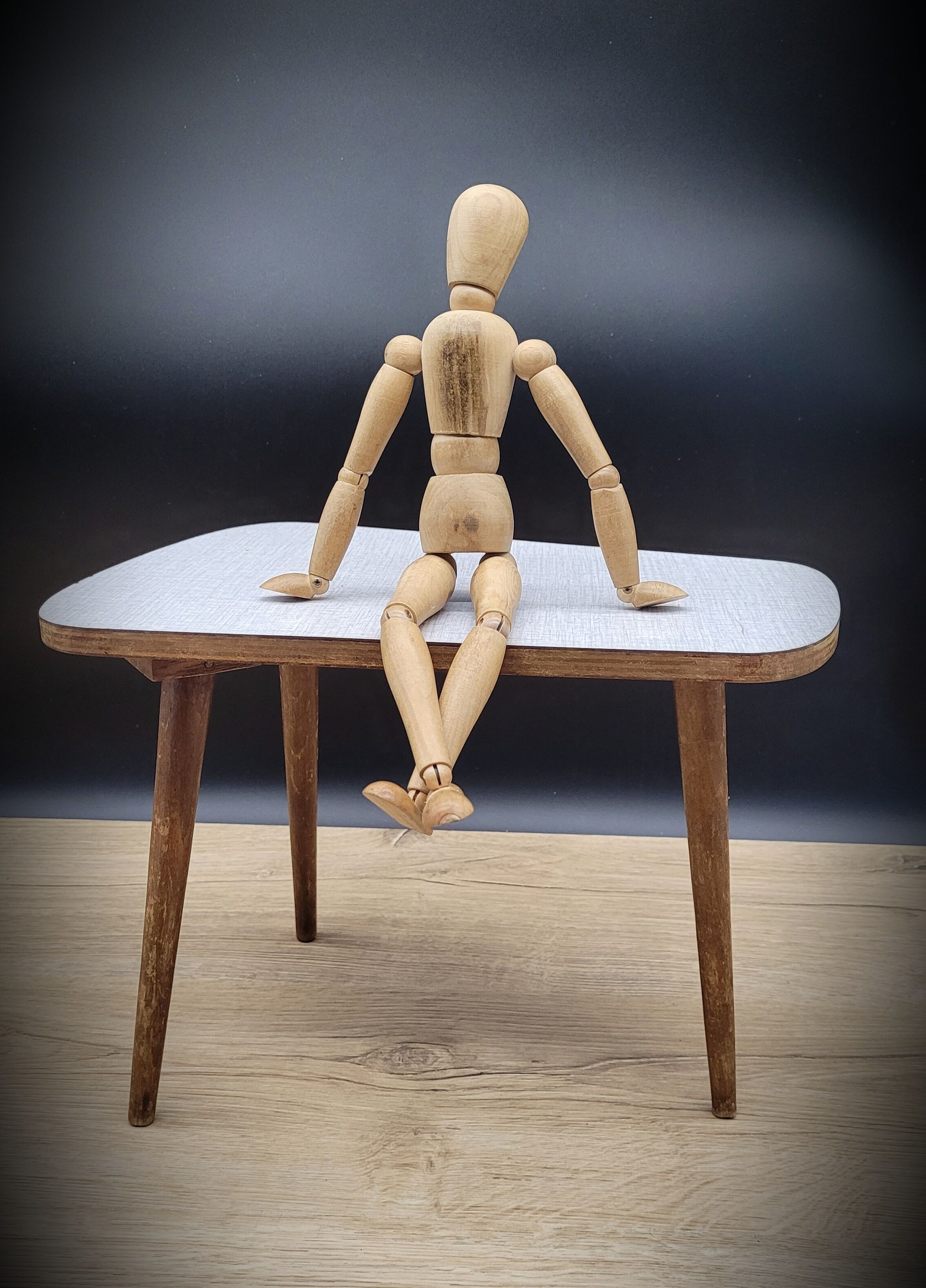 Formica tripod stool