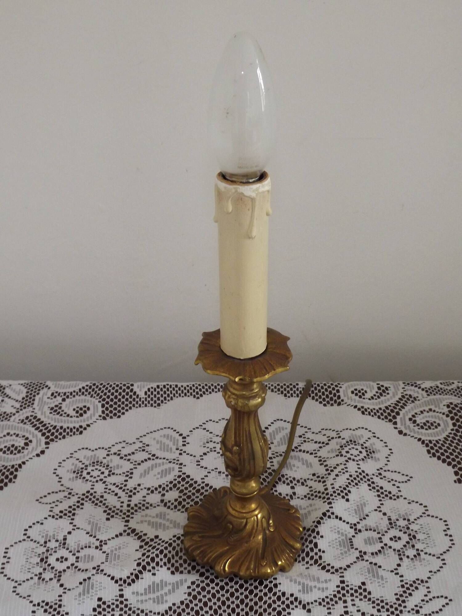 Small Vintage French Art Nouveau Style Bronze Candlestick Table Lamp 5358