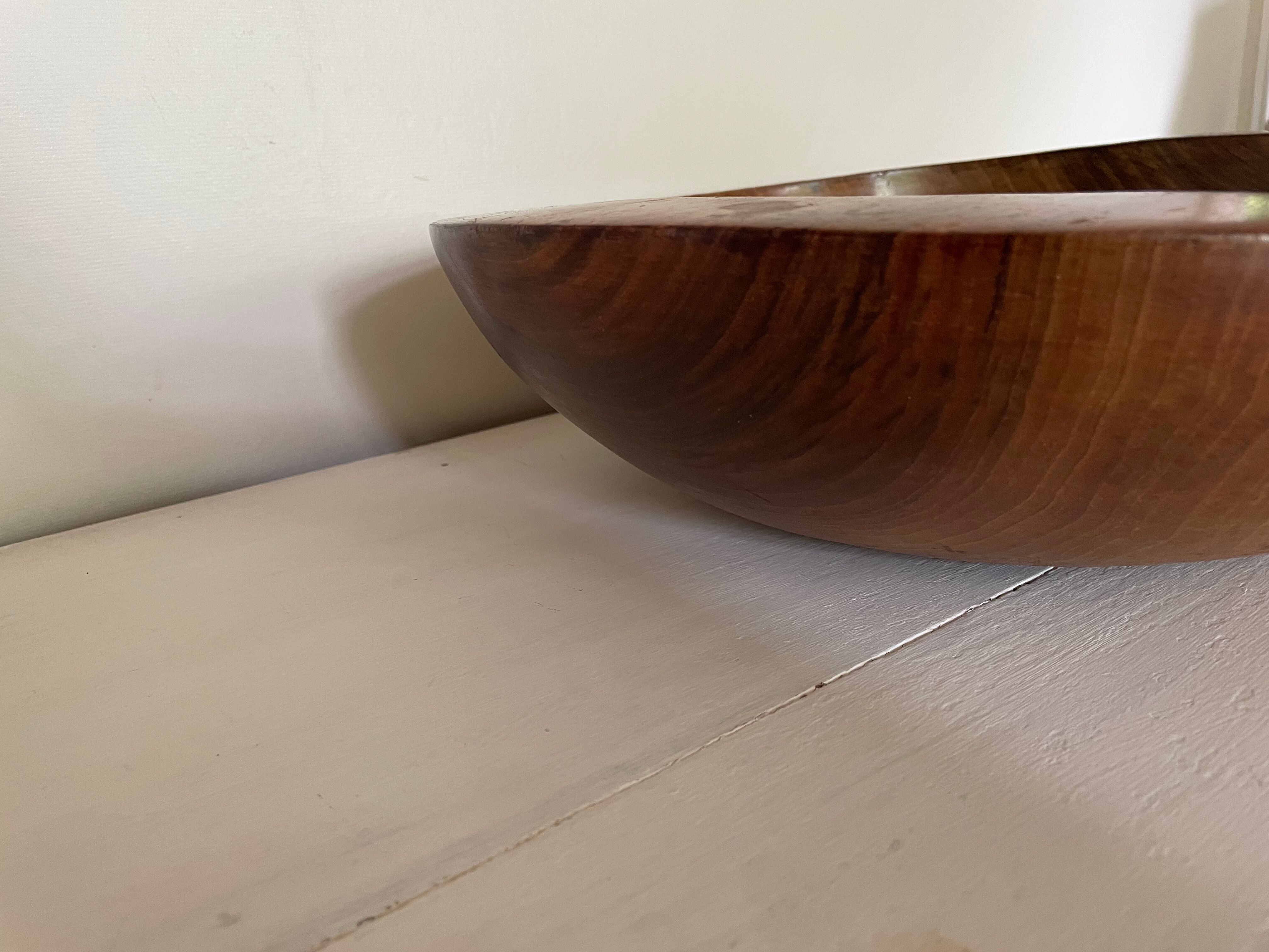 Solid wood fruit basket