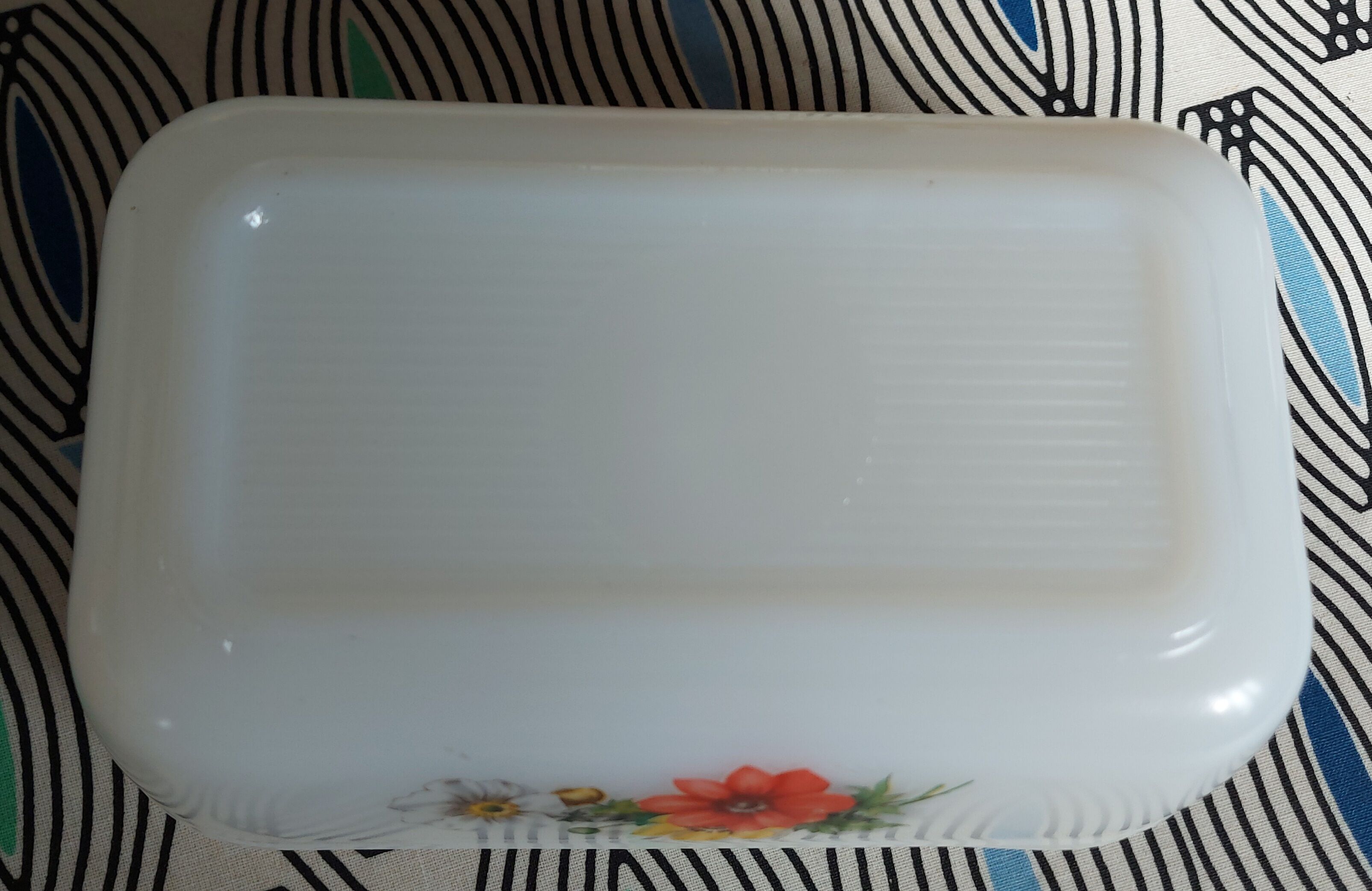 White glass butter maker