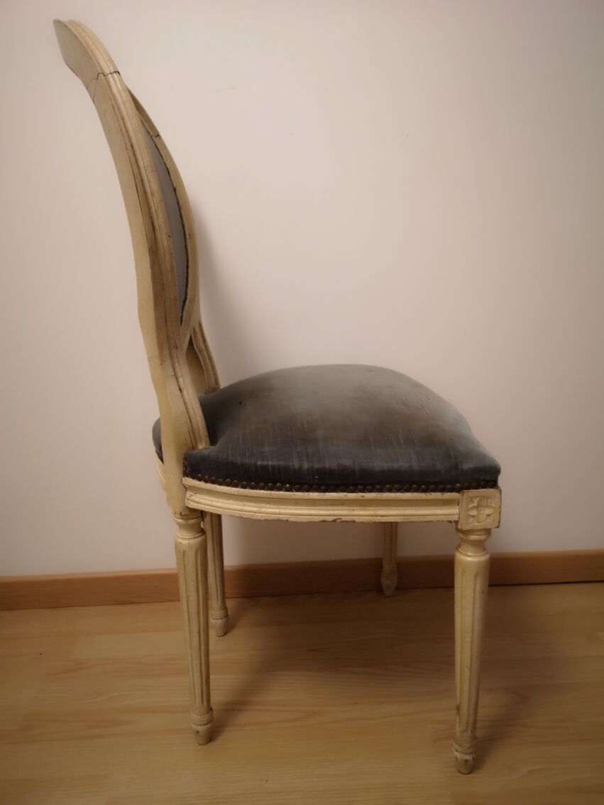 Chaise de coiffeuse médaillon restaurée, Selency
