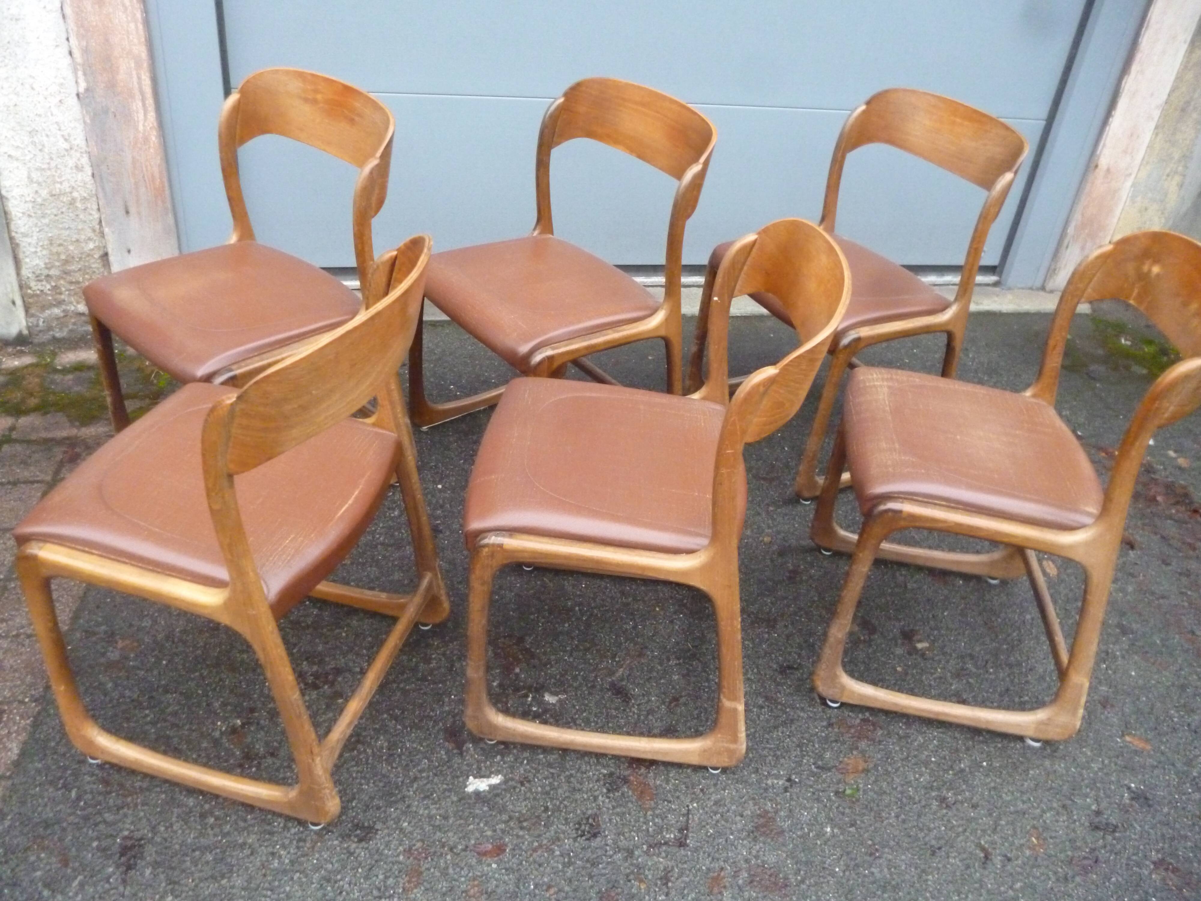 Suite de 6 chaises traineau Baumann
