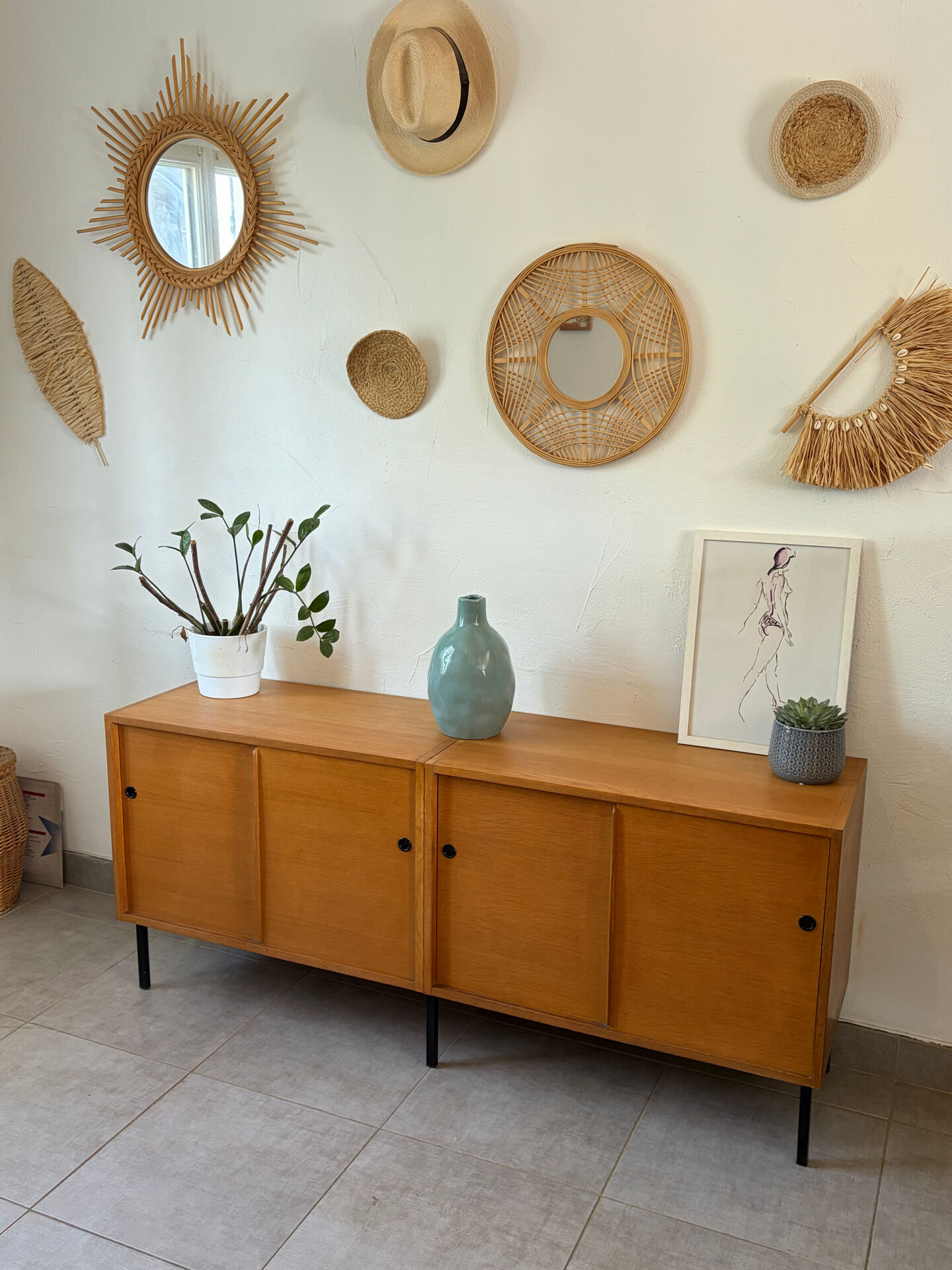 Vintage school enfilade
