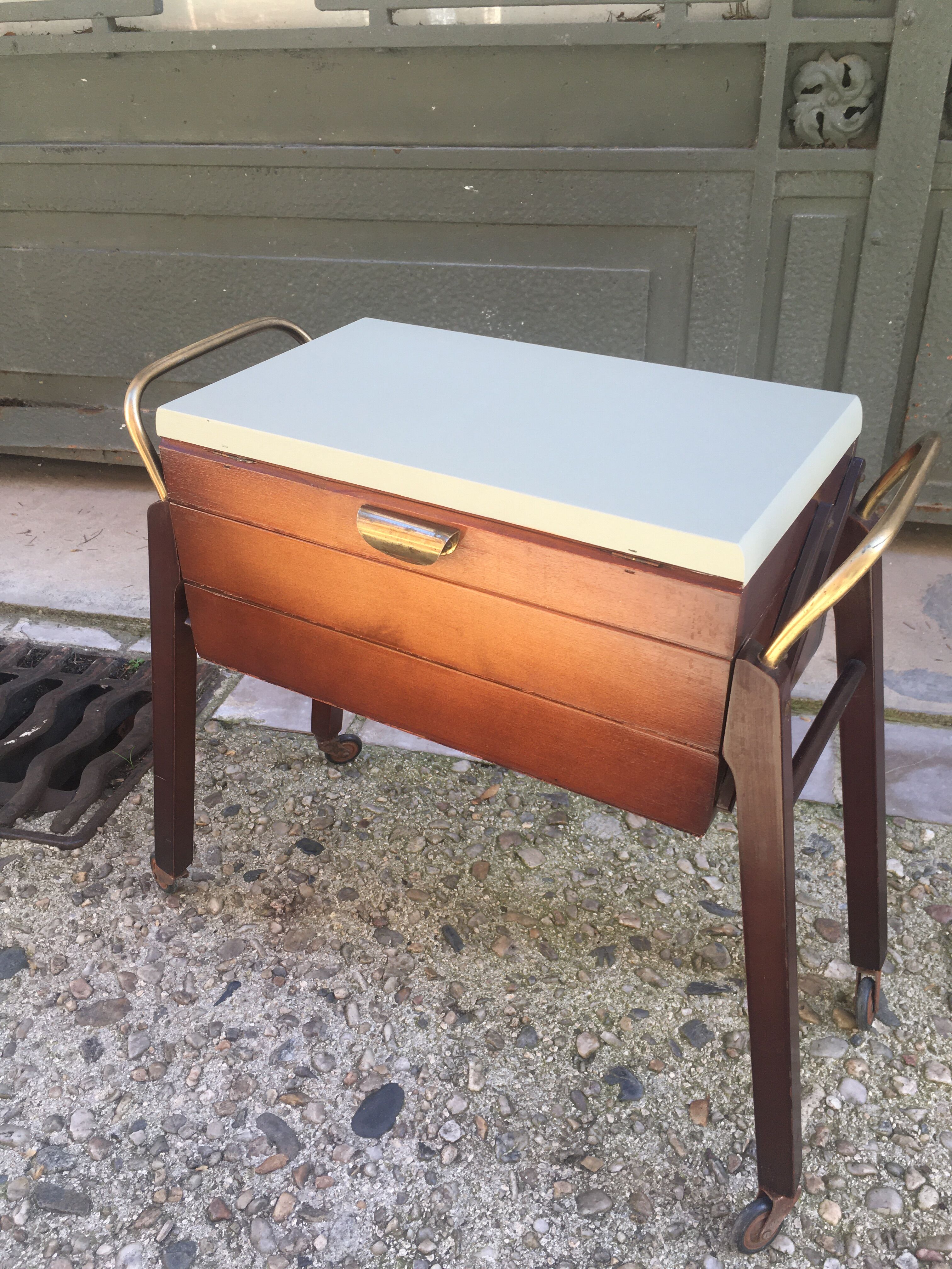 Wooden worker 3 compartments