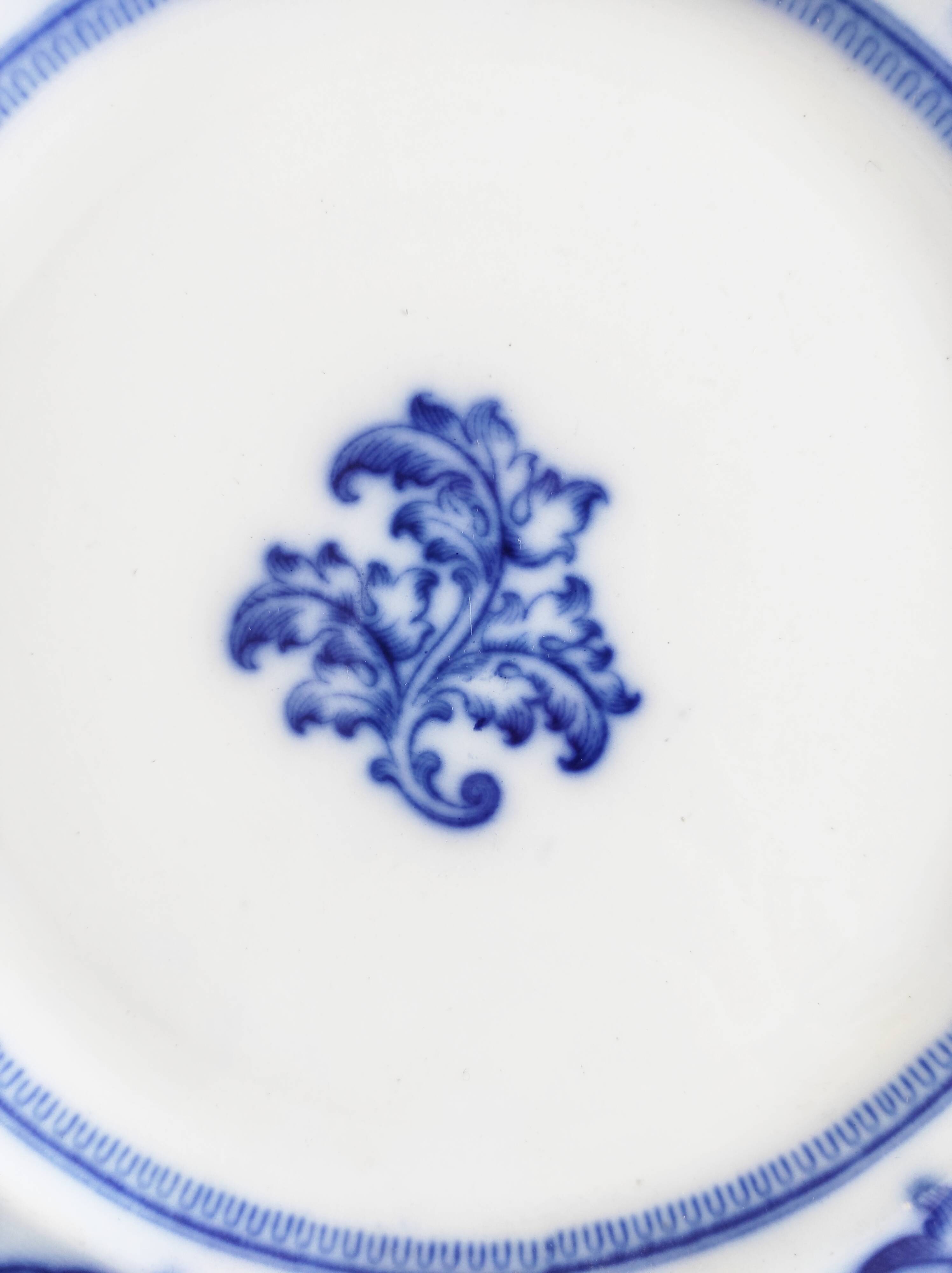 Pair of English earthenware plates, leaf pattern.