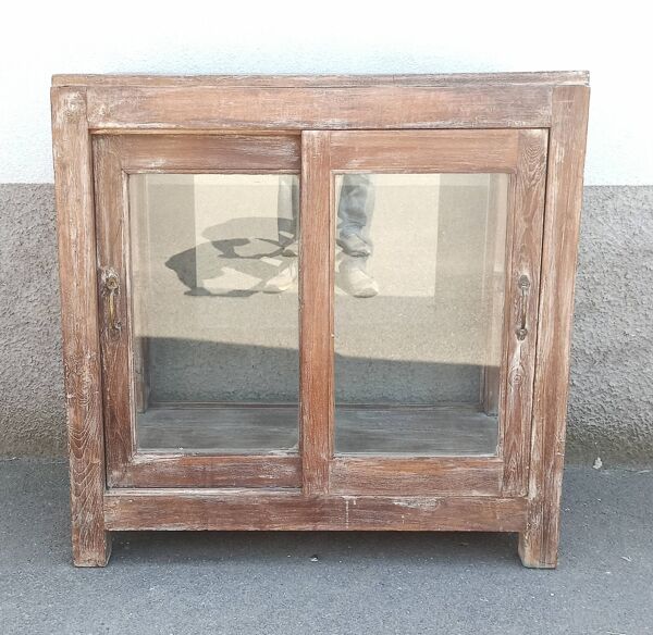 Vitrine carrée ancienne en bois