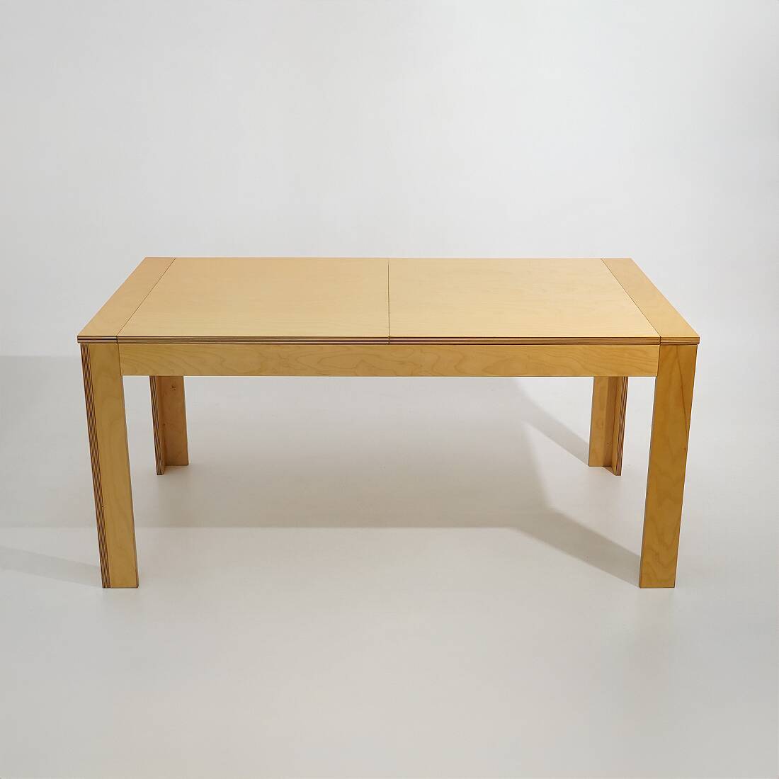 Maple table with extendable top, 1970s
