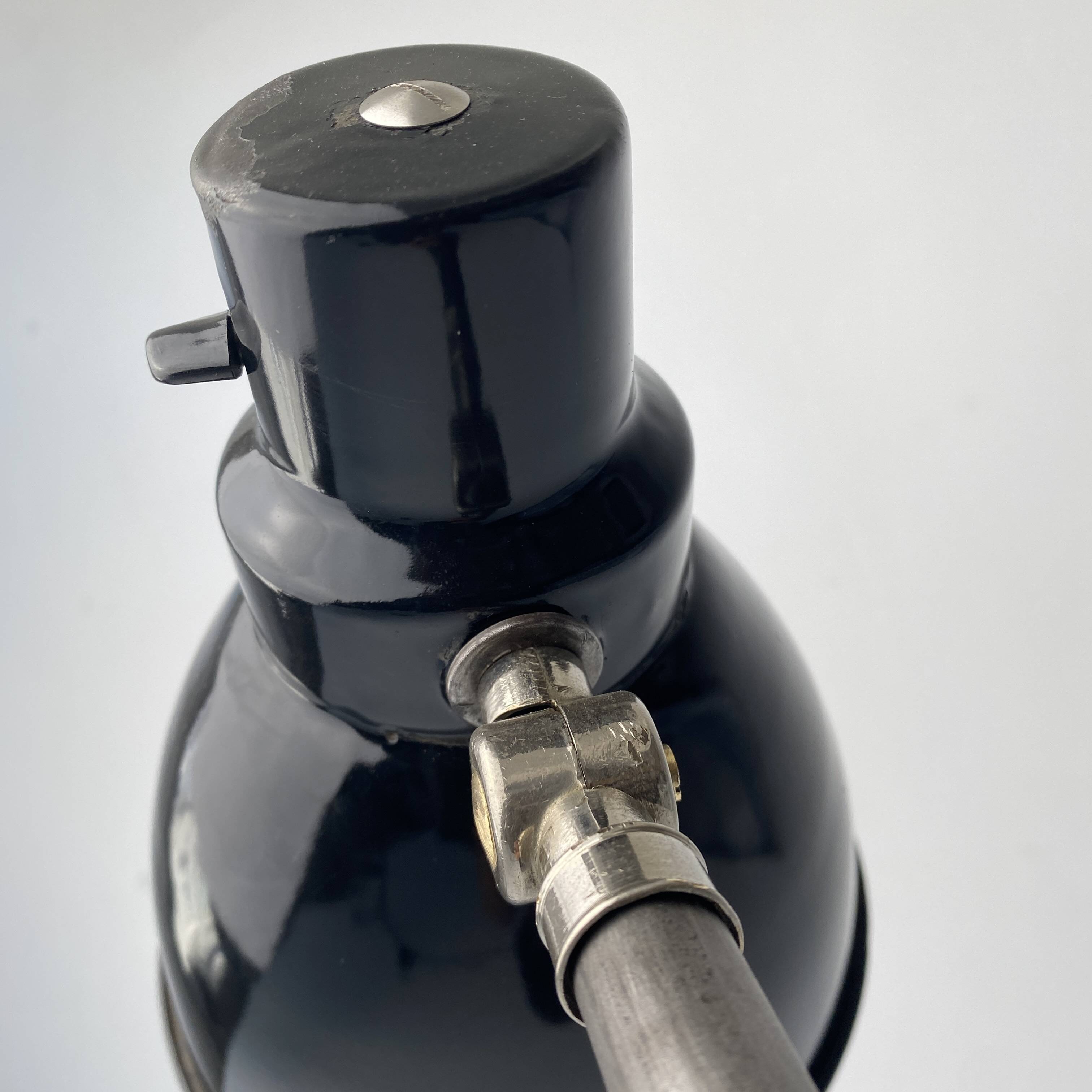 OLD BAUHAUS DESK LAMP "JACOBUS" 2