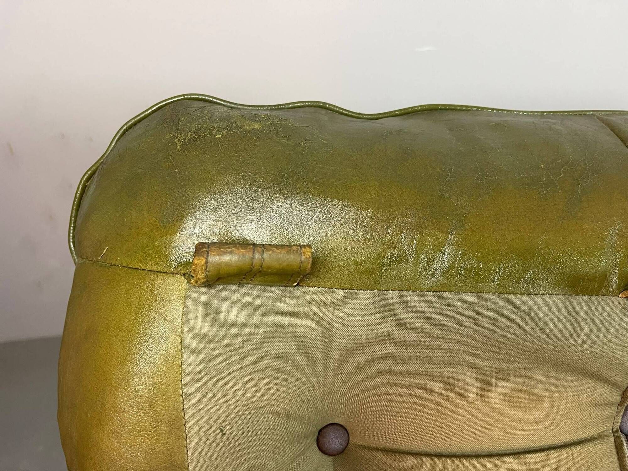 Supercomfy Scandinavian Rybo Rykken Olivegreen Leather 2-Seater Ry-Wing