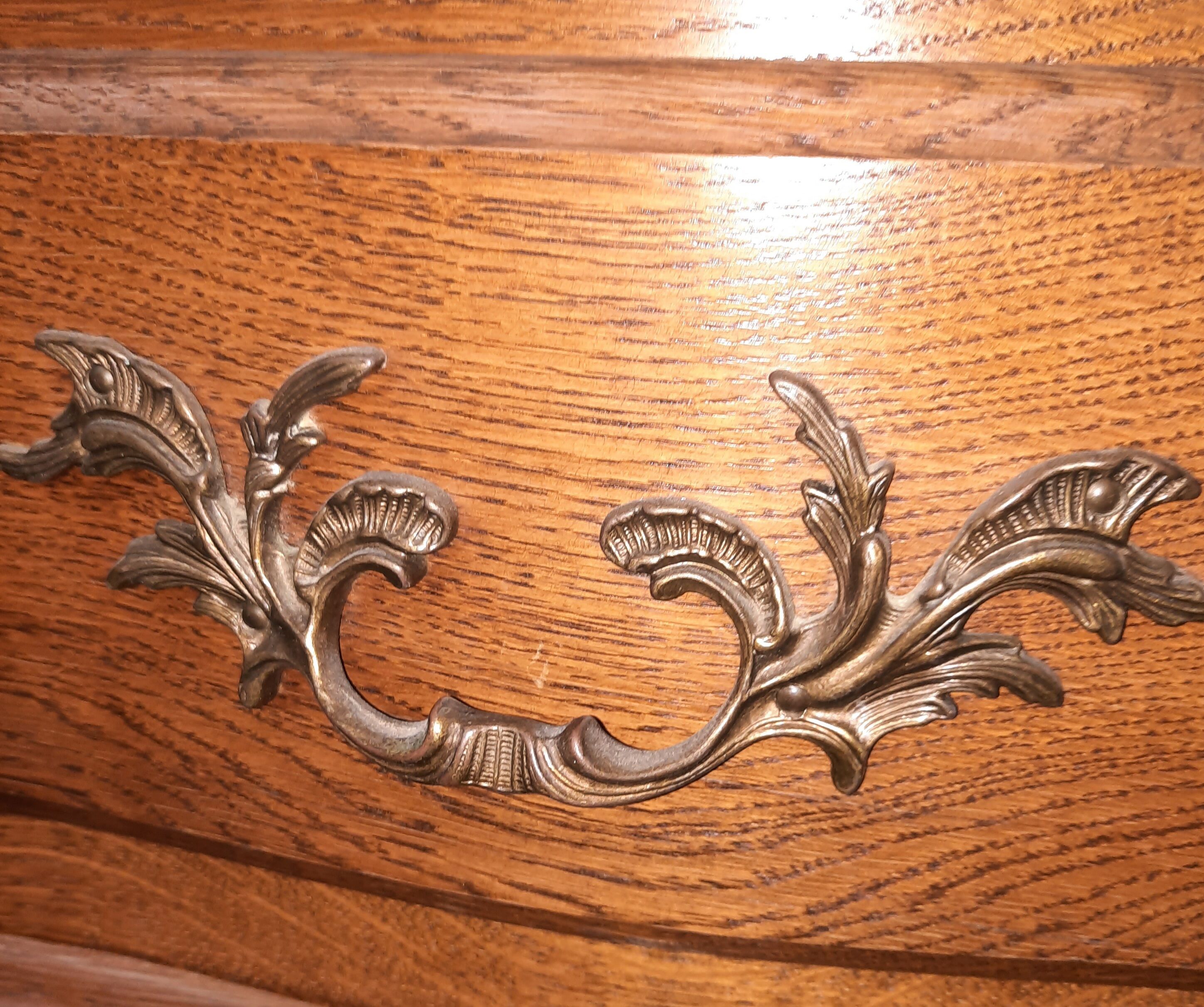 Chest of drawers oak crossbow