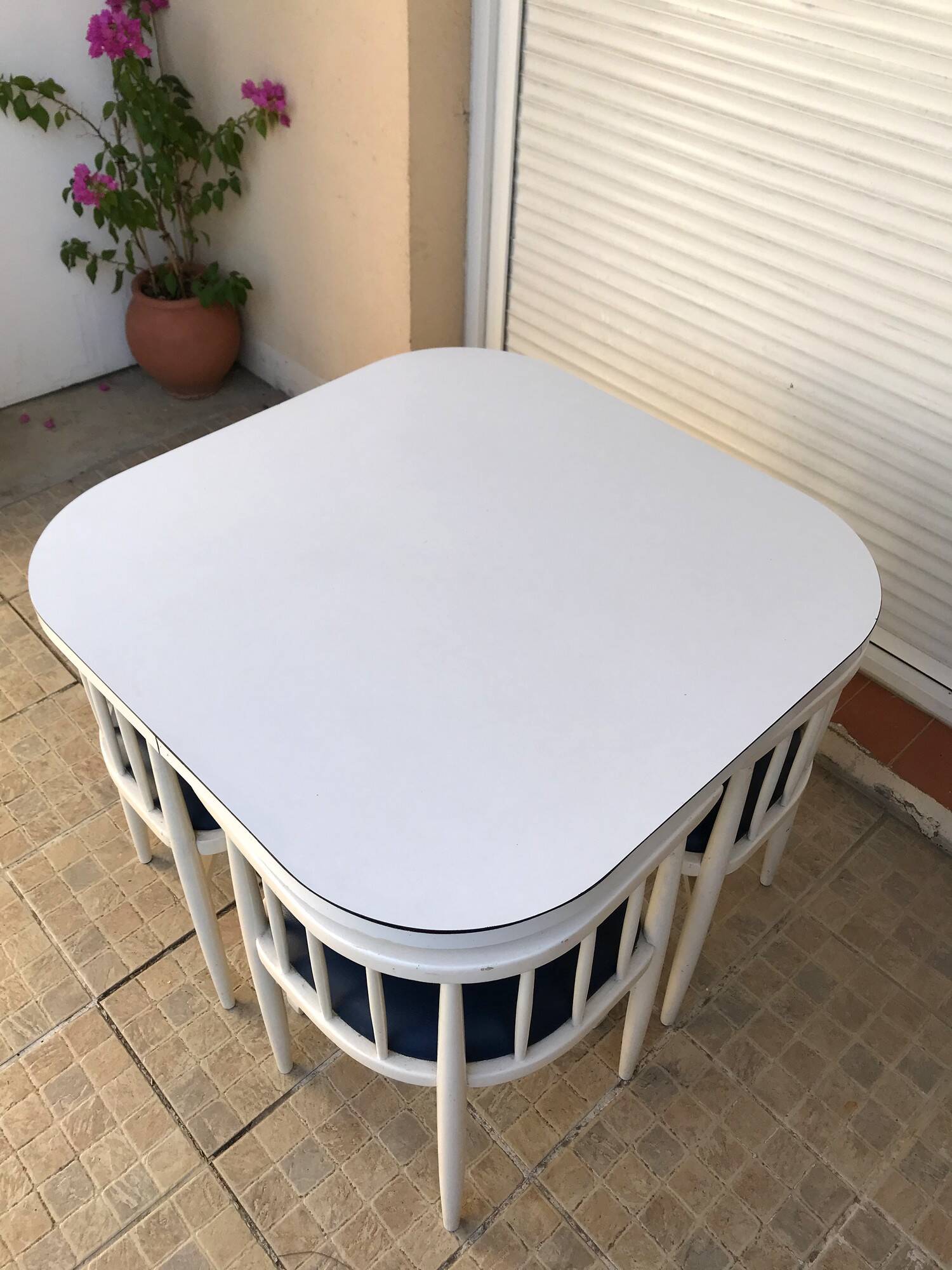 Vintage Thonet table and chairs from the 60s