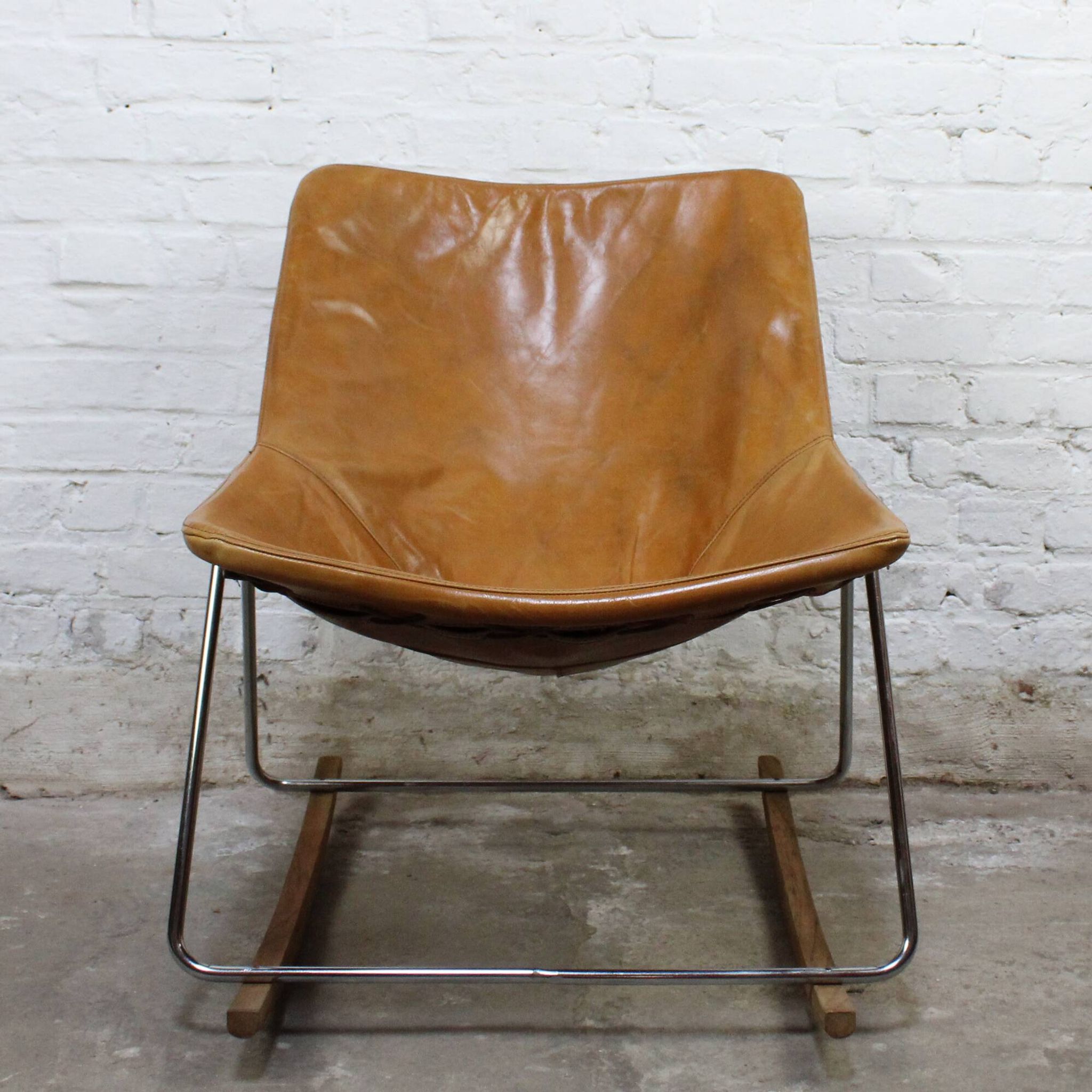 Rocking-chair G1 par Pierre Guariche