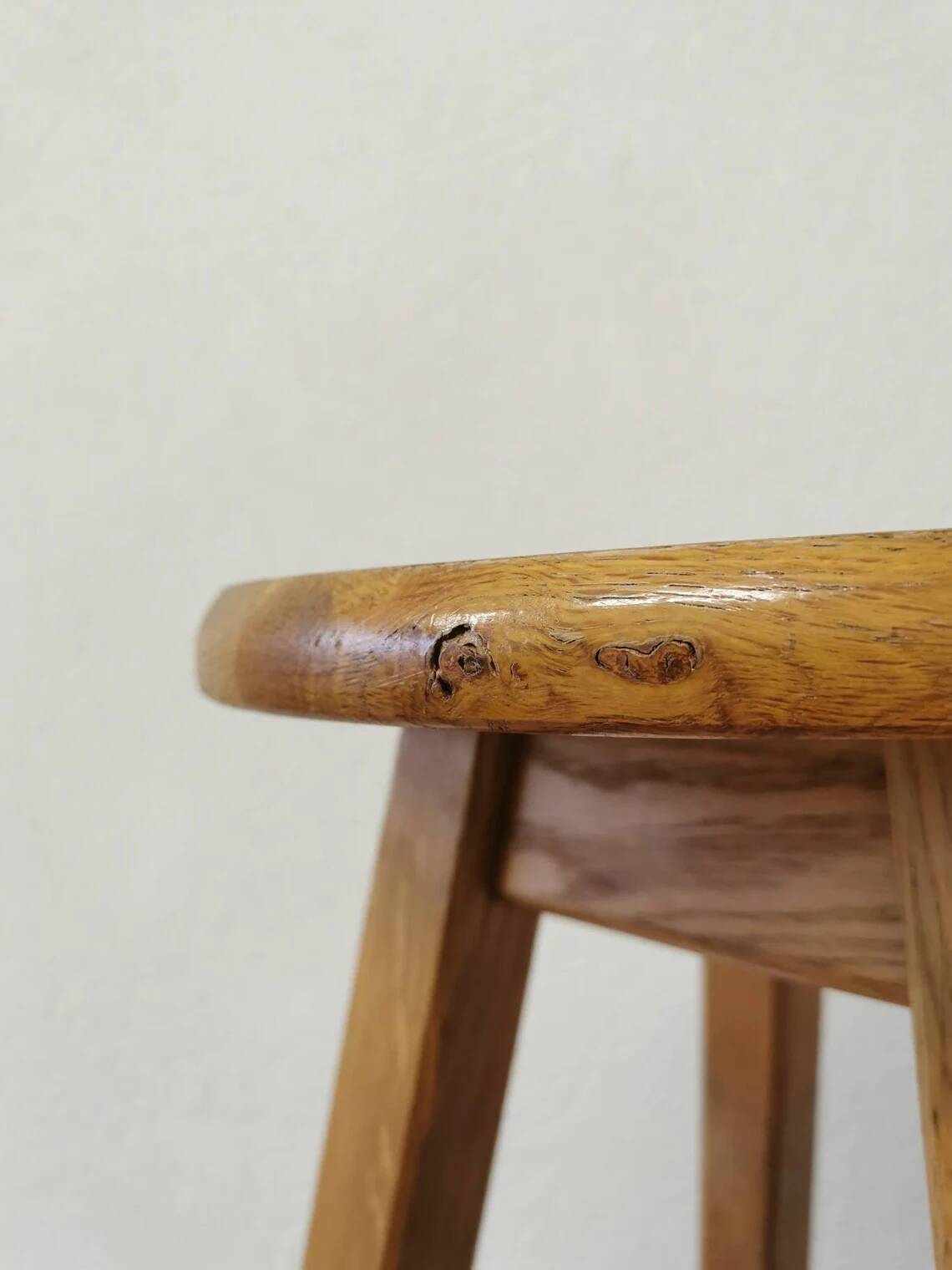 Tabouret de bar yougoslave en chêne, années 1980