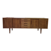 Scandinavian enfilade in teak by Nils Jonsson for Troeds, circa 1960.