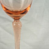 Set of 4 pink rosé glasses with twisted foot - 70s / 80s