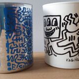 Paire de pots Keith Haring en opaline