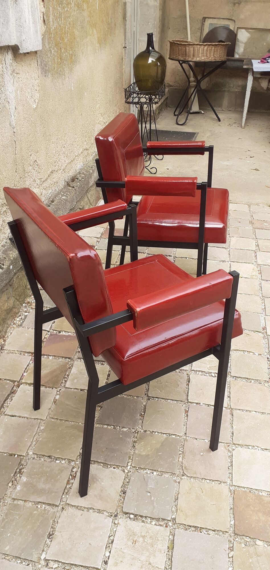 Pair of vintage armchairs year 60 imitation leather burgundy