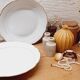 Lot 2 plats porcelaine blanc et or