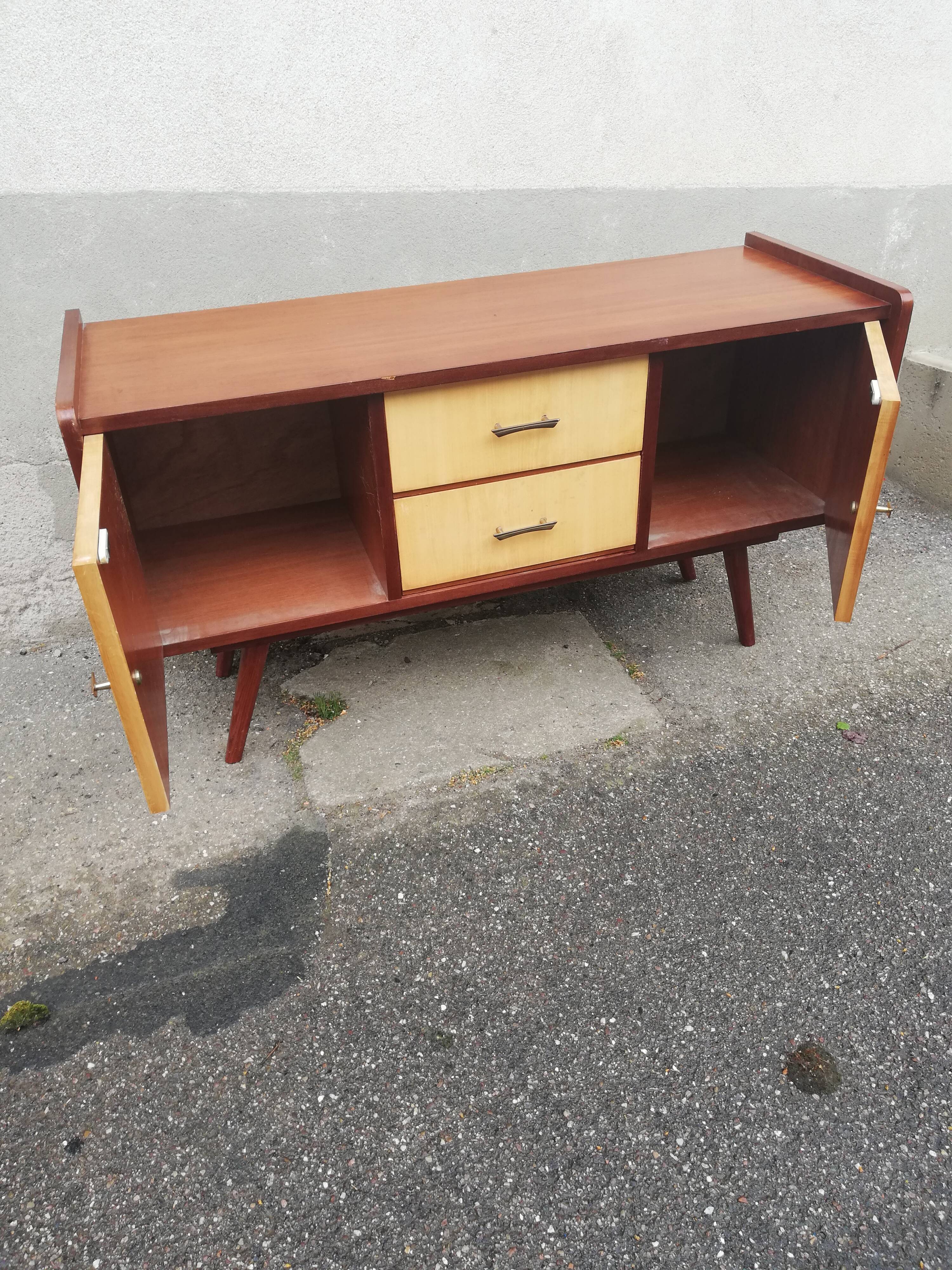 Vintage 2-door dresser 2 drawers