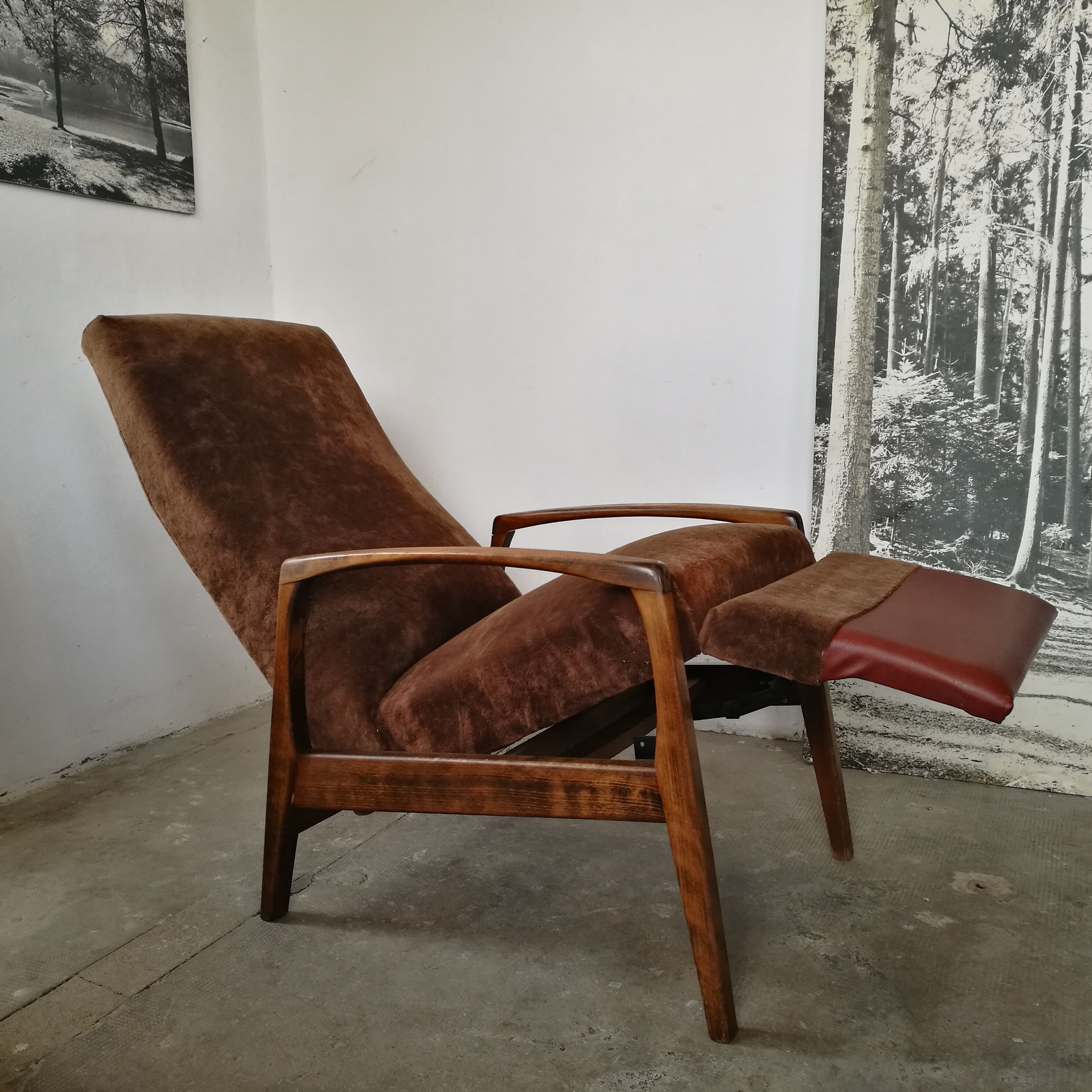 Scandinavian armchair with vintage "relax"