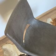 Chaise coque plastique marque Sitting