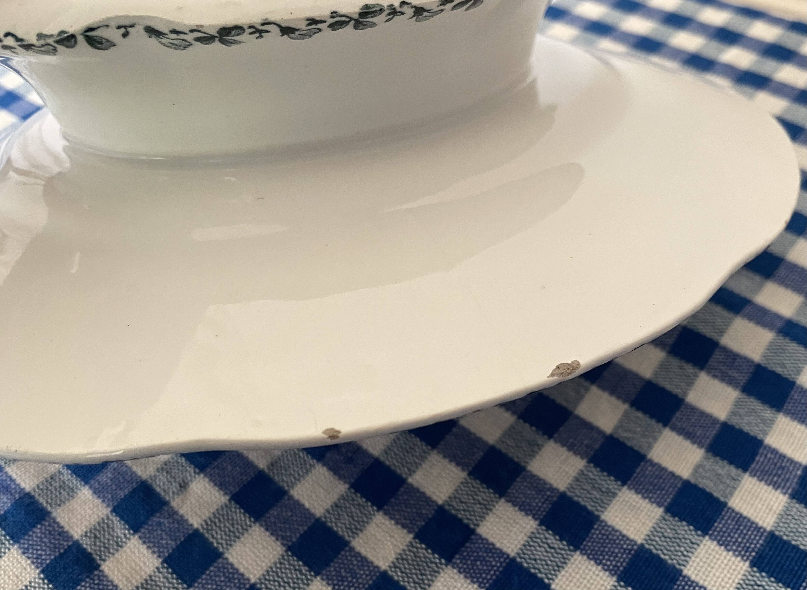 Iron pedestal dish