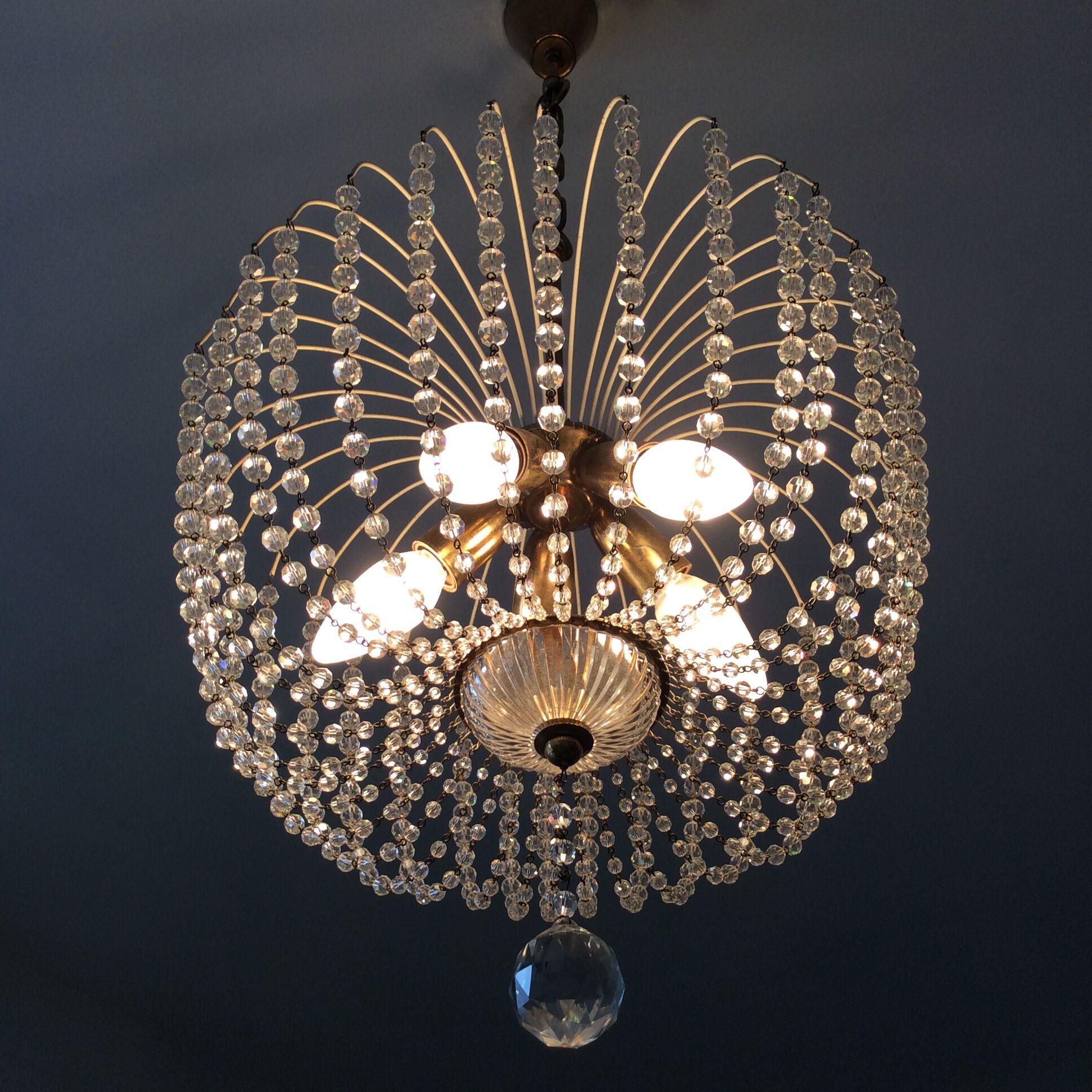 Chandelier crystal stamp basket