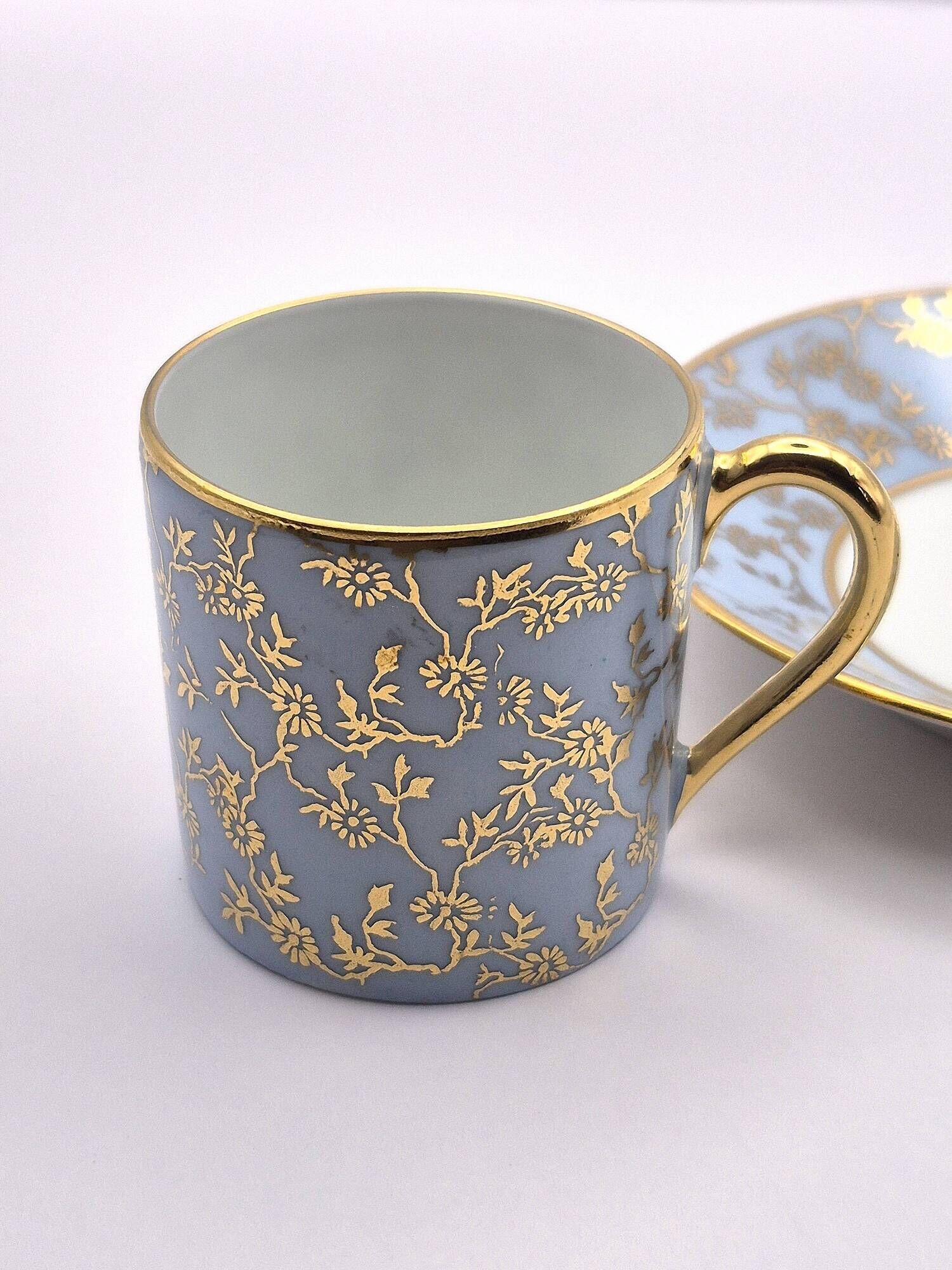 Set of 6 multicoloured moka cups in Limoges fine porcelain.
