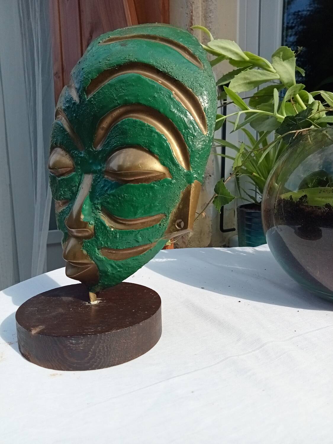 African bronze mask