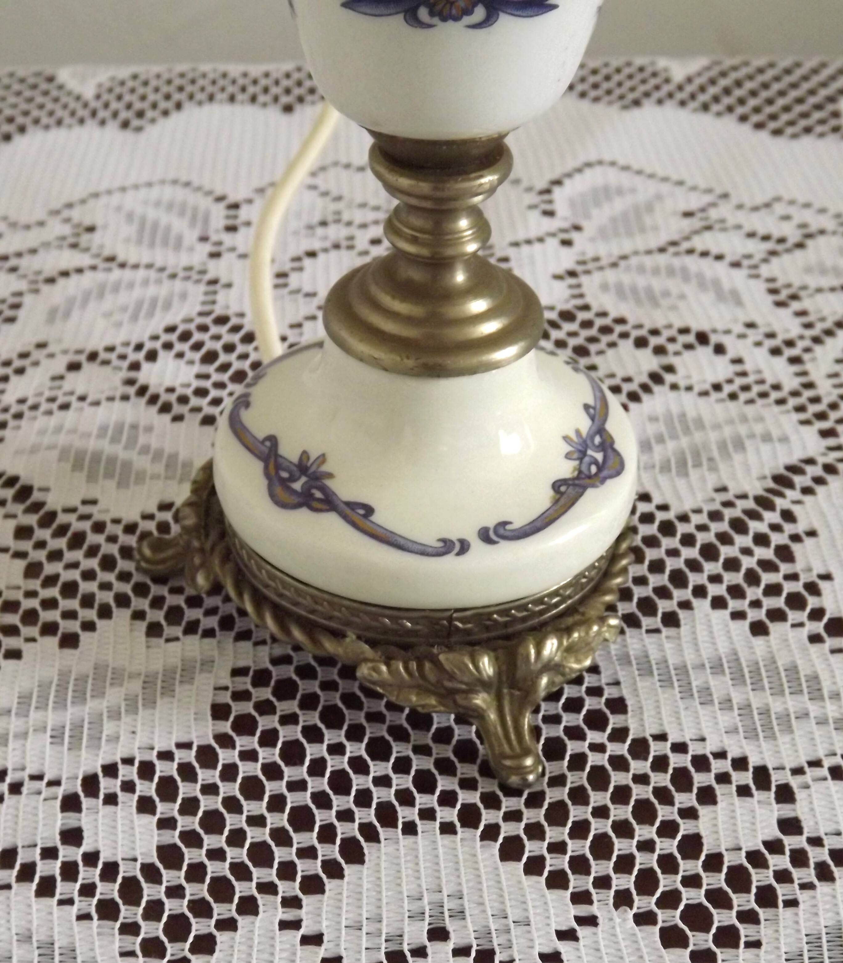French Vintage Decorative Silver Metal and Porcelain Shaded Table Lamp