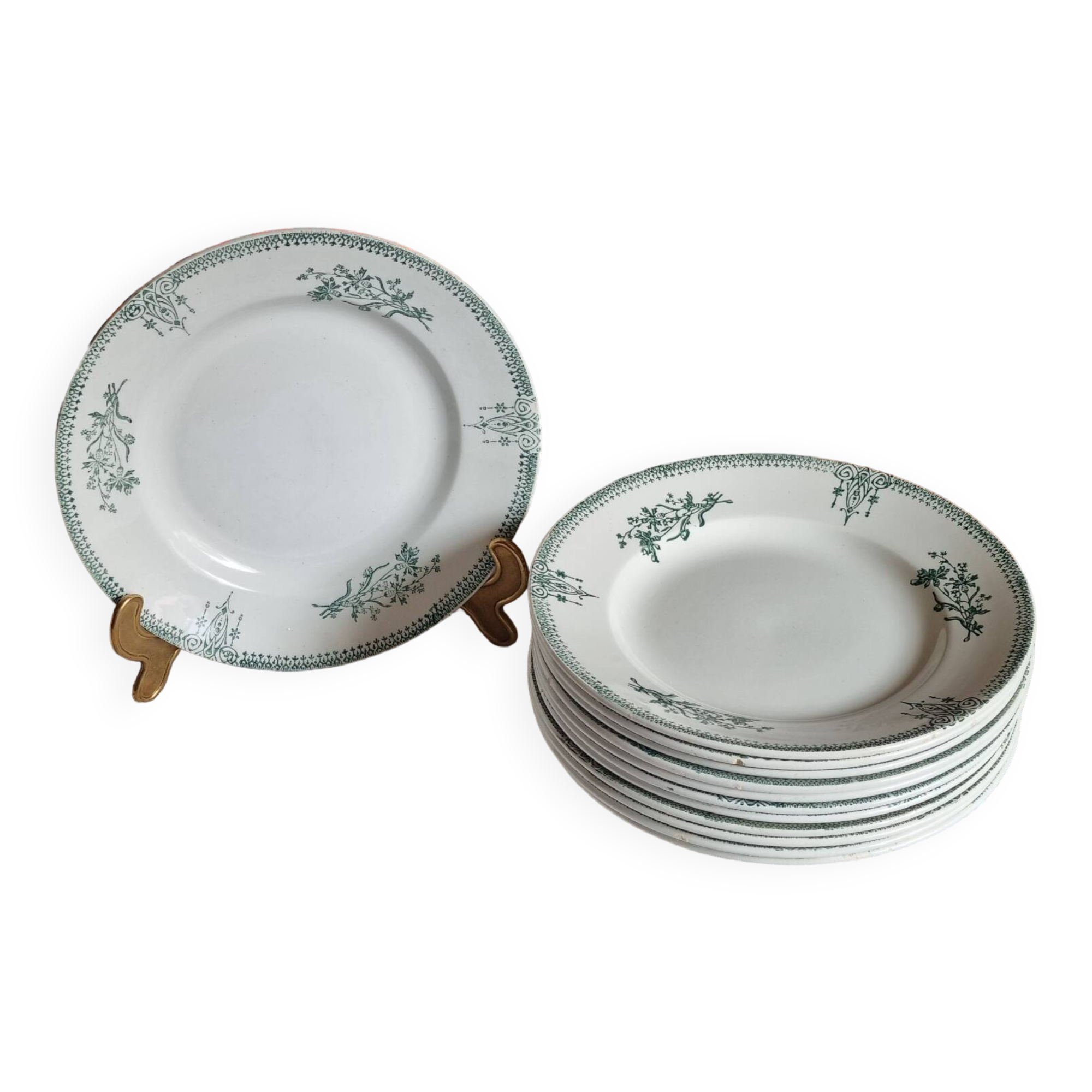 Set of 12 flat plates with slight defects Saint Amand 1932