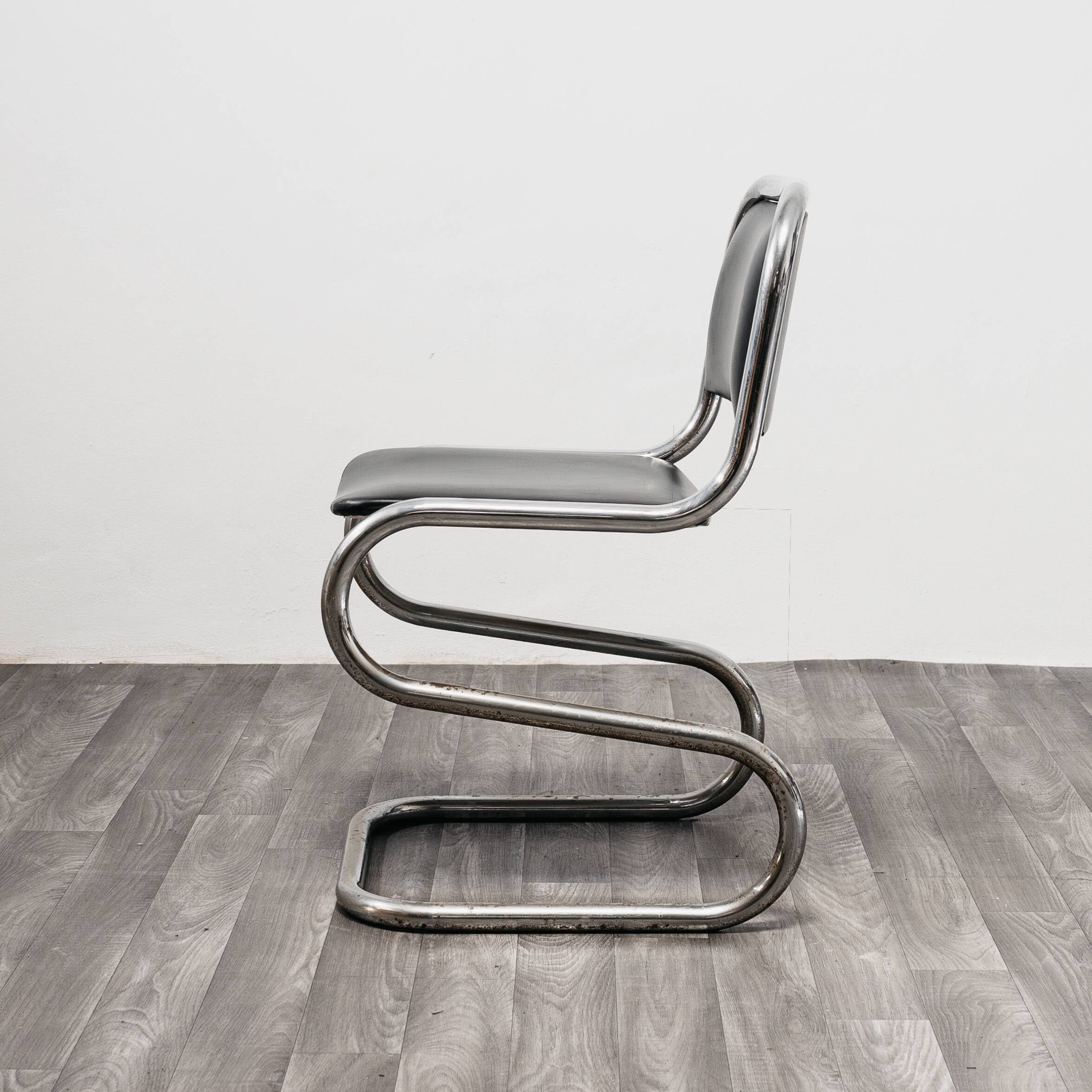 Set of 4 chrome steel rocking chairs, vintage modern 80s design.