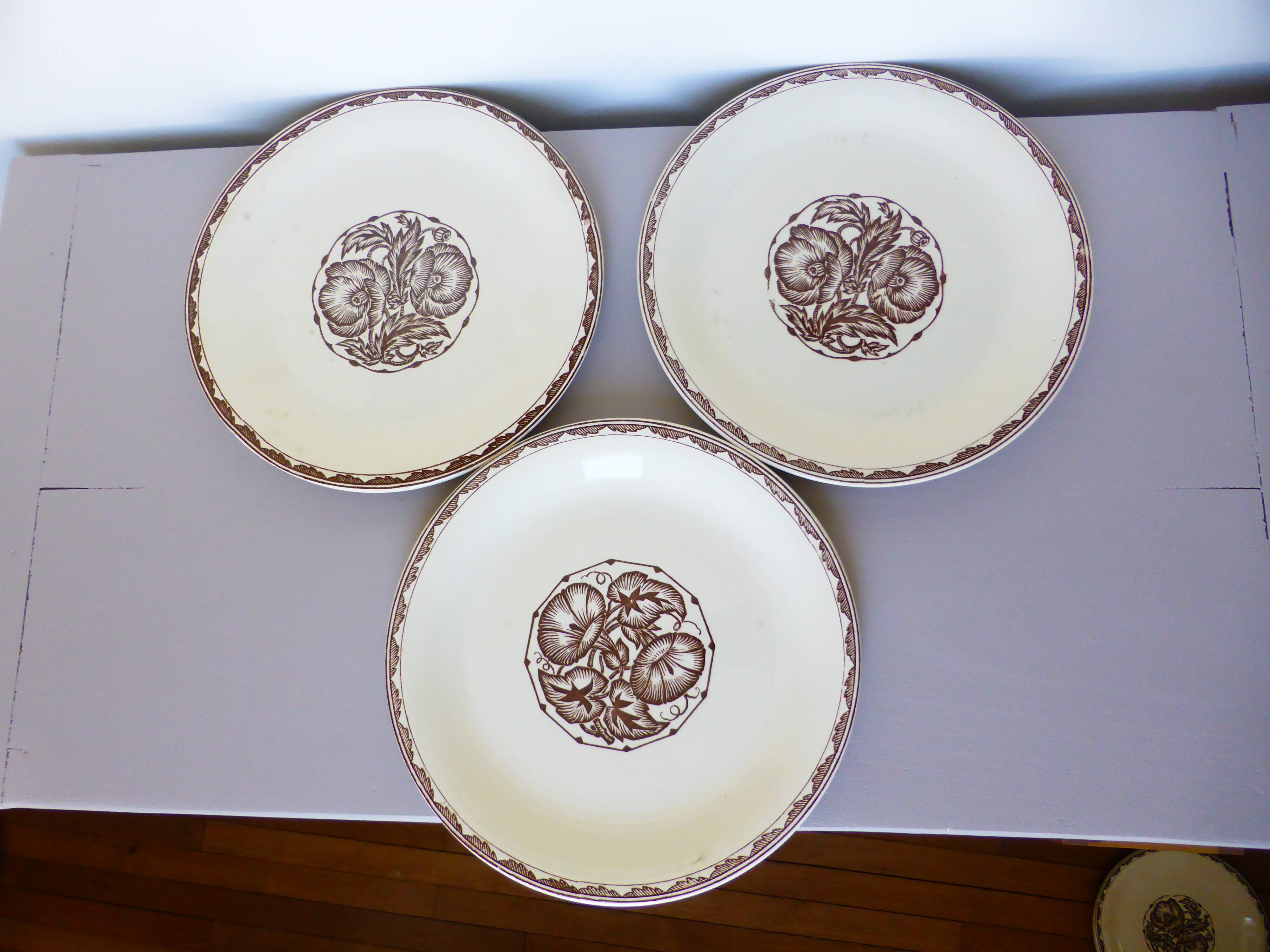 3 Sarreguemines flat plates, Argonne pattern 210734