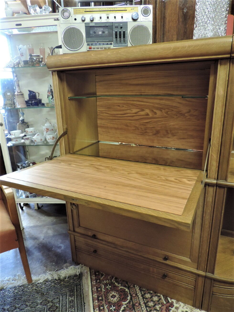 rabies furniture M D in oak 1970