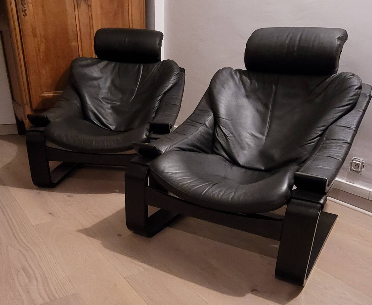 Kroken buffalo leather armchair