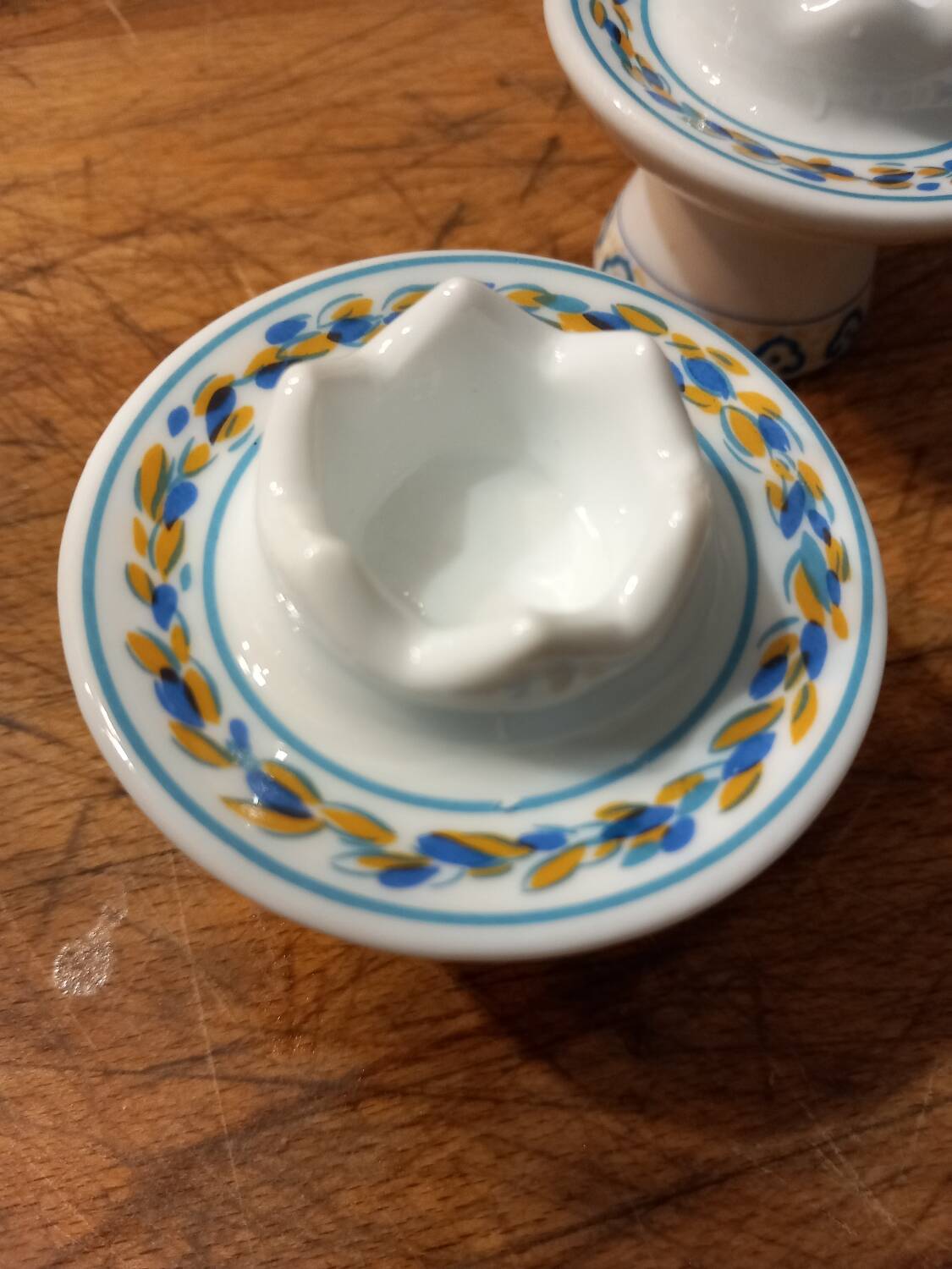 2 ceramic candle holders