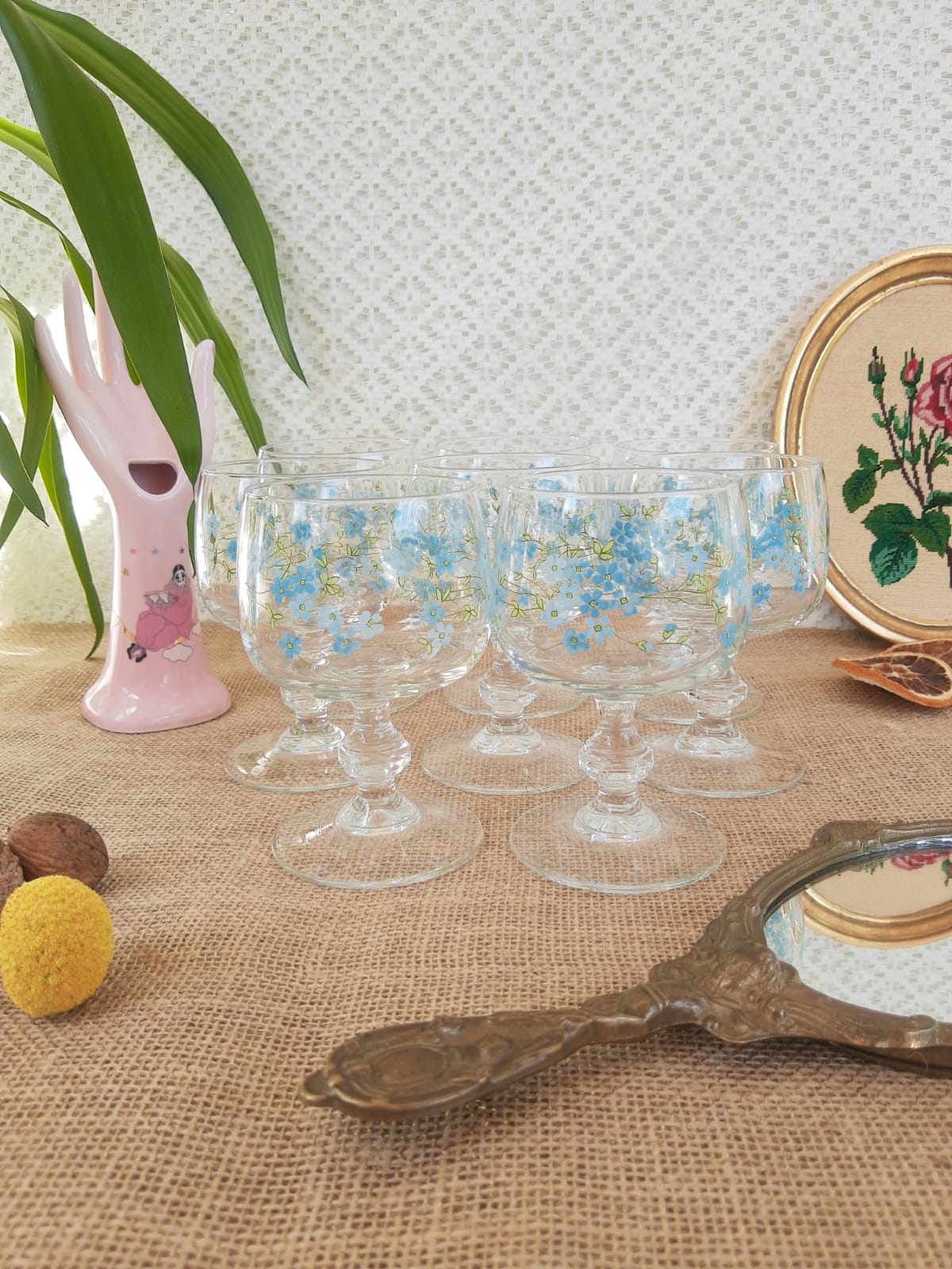 Ensemble de 8 verres à vin ballon Myosotis Veronica vintage