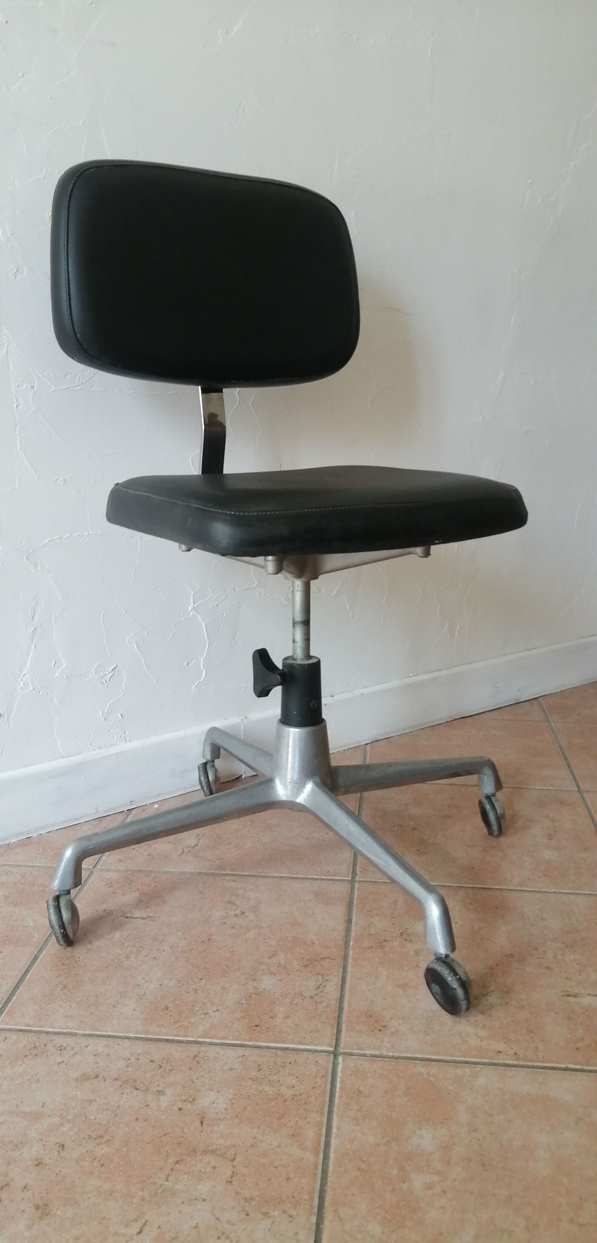 Fauteuil de bureau industriel vintage en skai