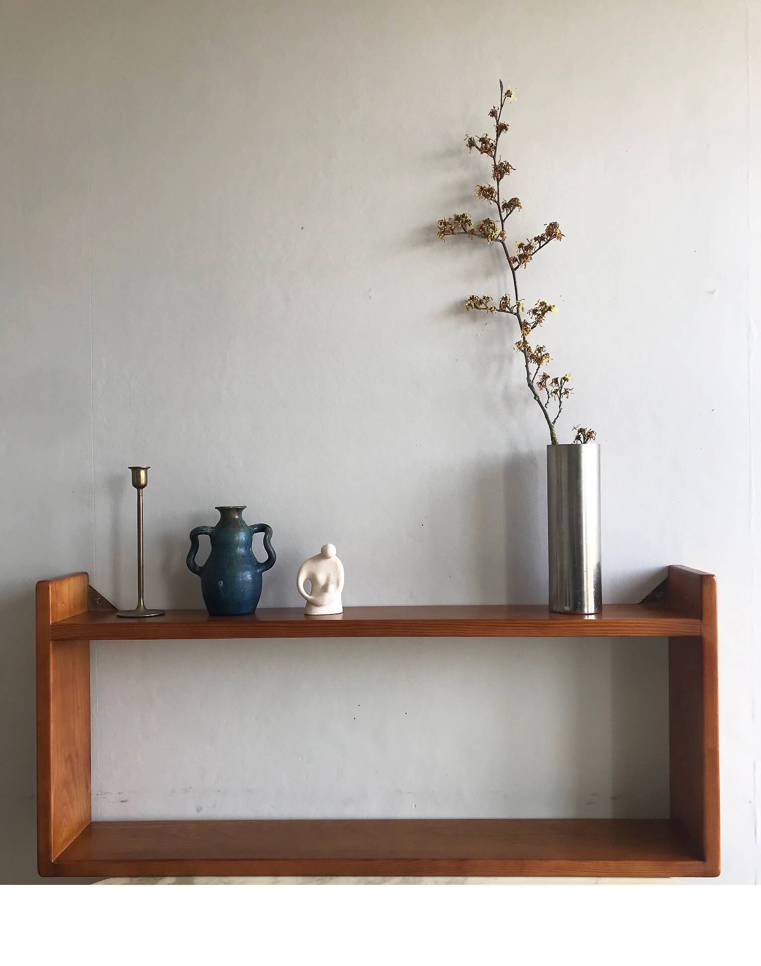 Wall shelf in elm, 1980s