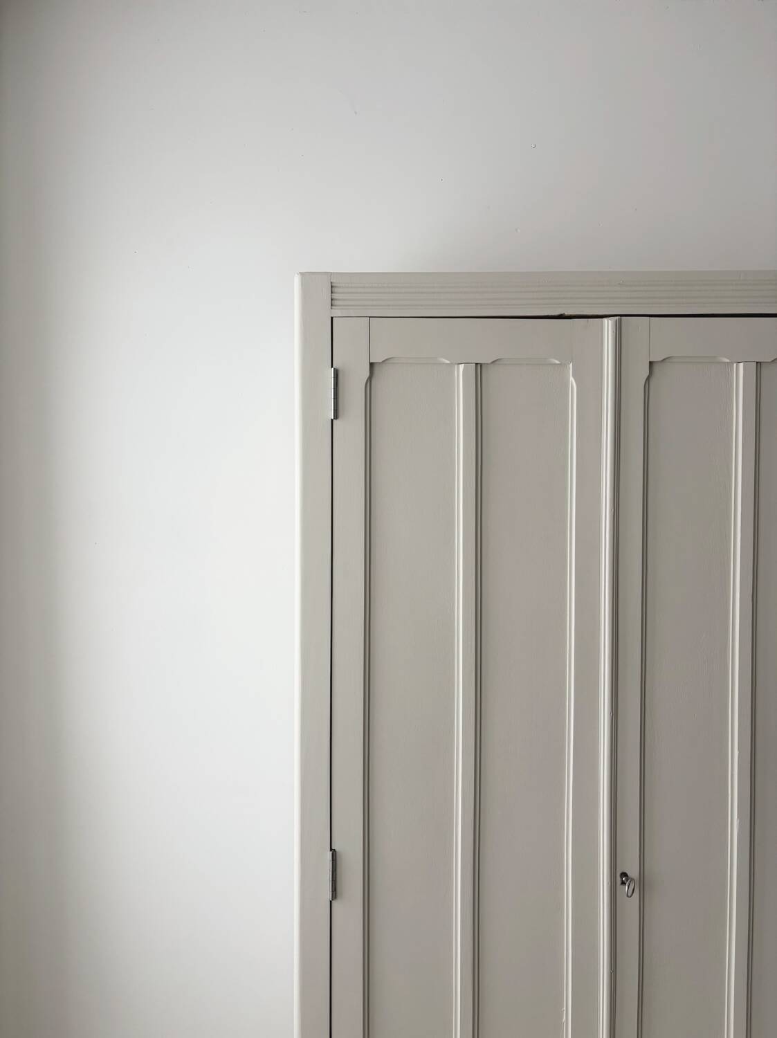 Armoire parisienne rénovée