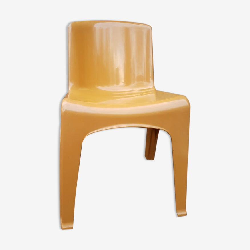Chaise design vintage en plastique moulé | Selency