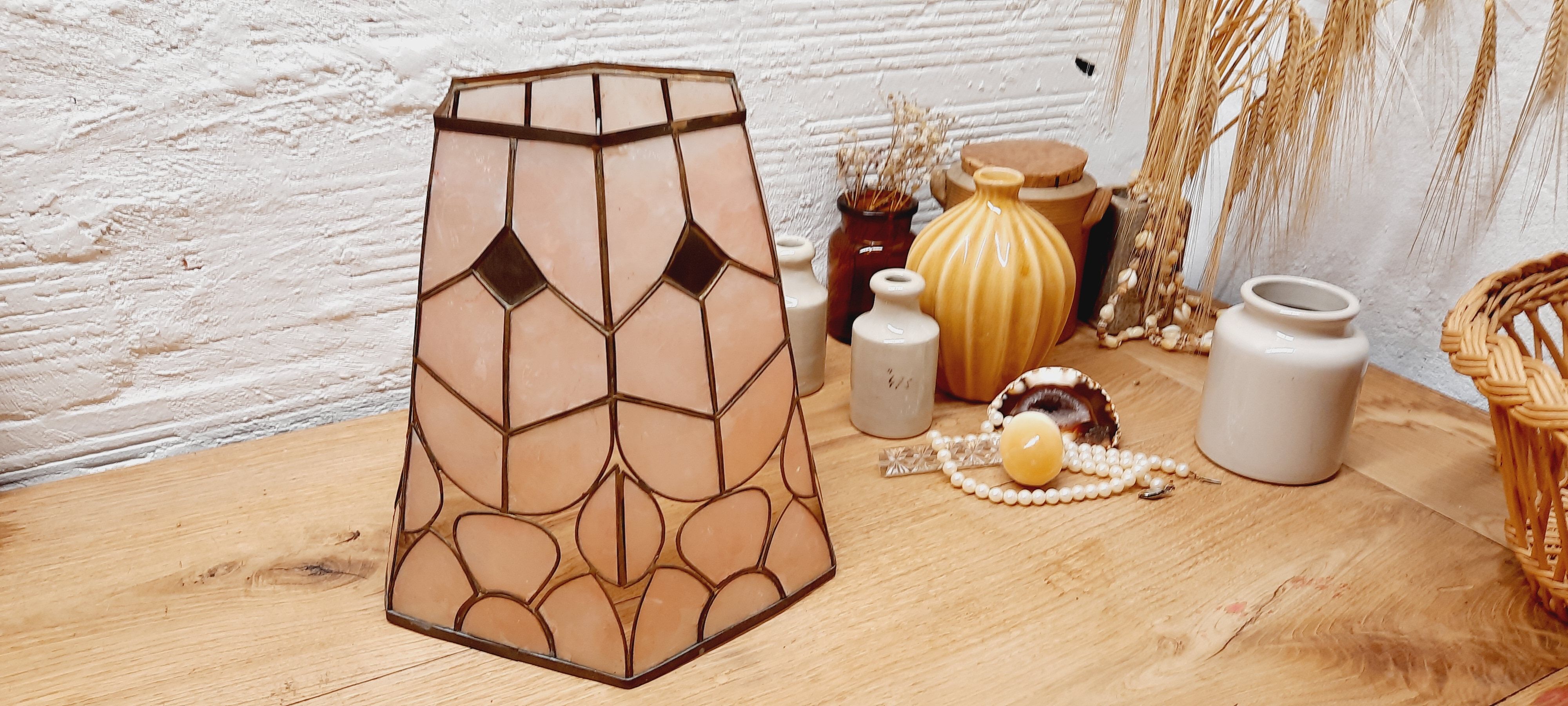 Abat day pink mother-of-pearl