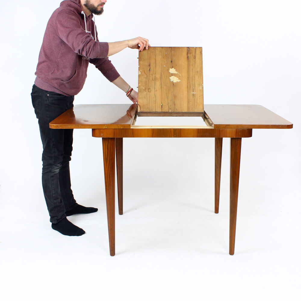 Table à manger extensible carrée par Cesky Nabytek, Tchécoslovaquie années 1960