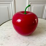 Red ice cube apple 70s