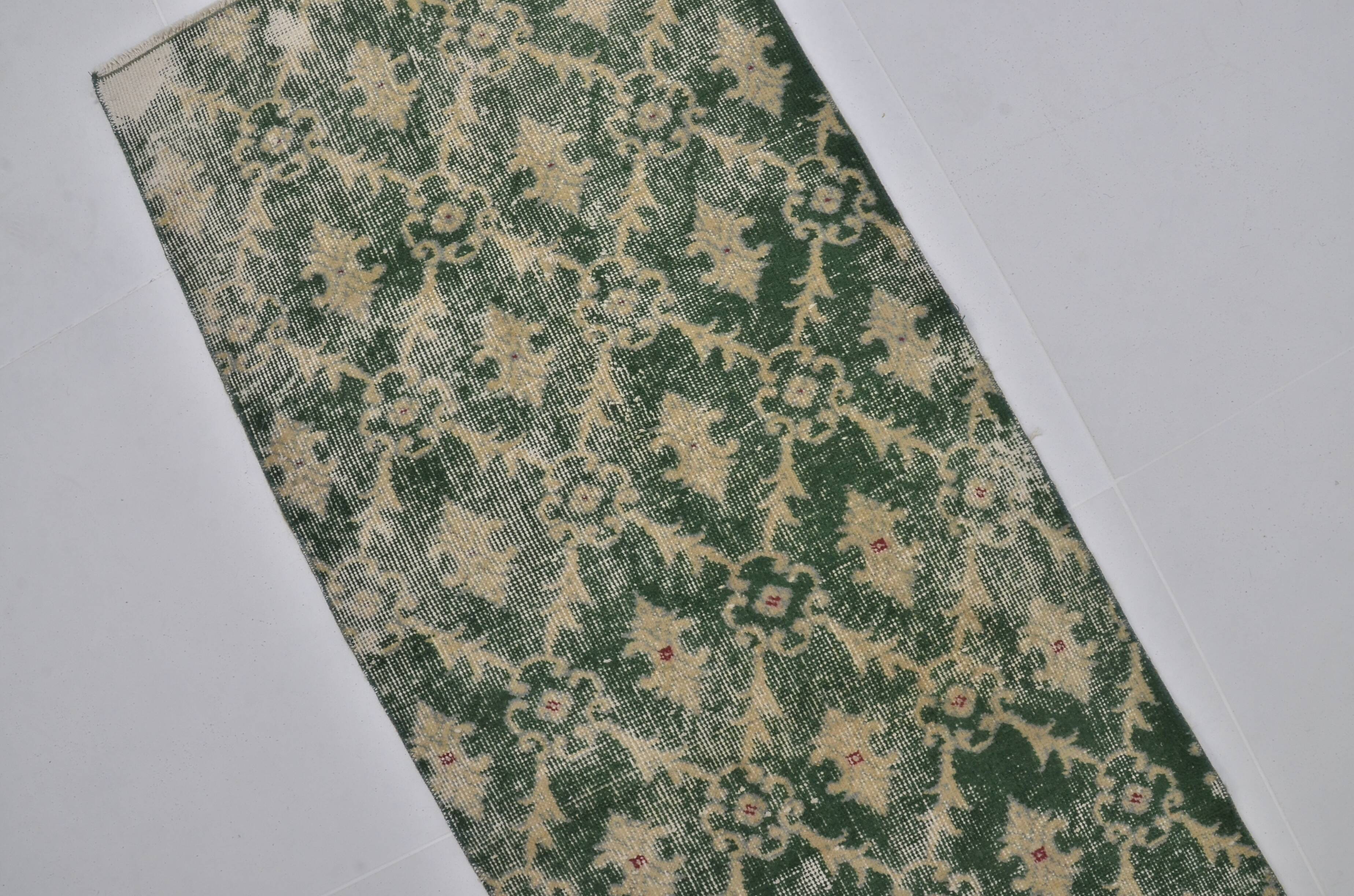 Tapis vintage Oushak Gren sku 3892