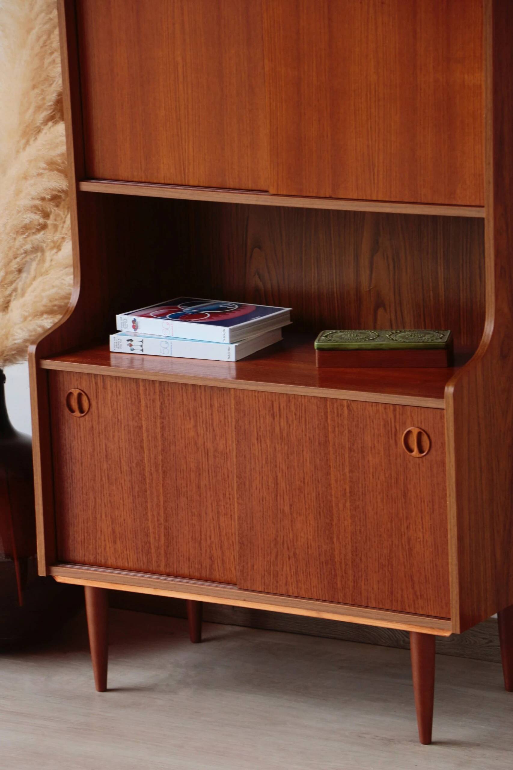 Vintage Scandinavian teak bookshelf – 1960s